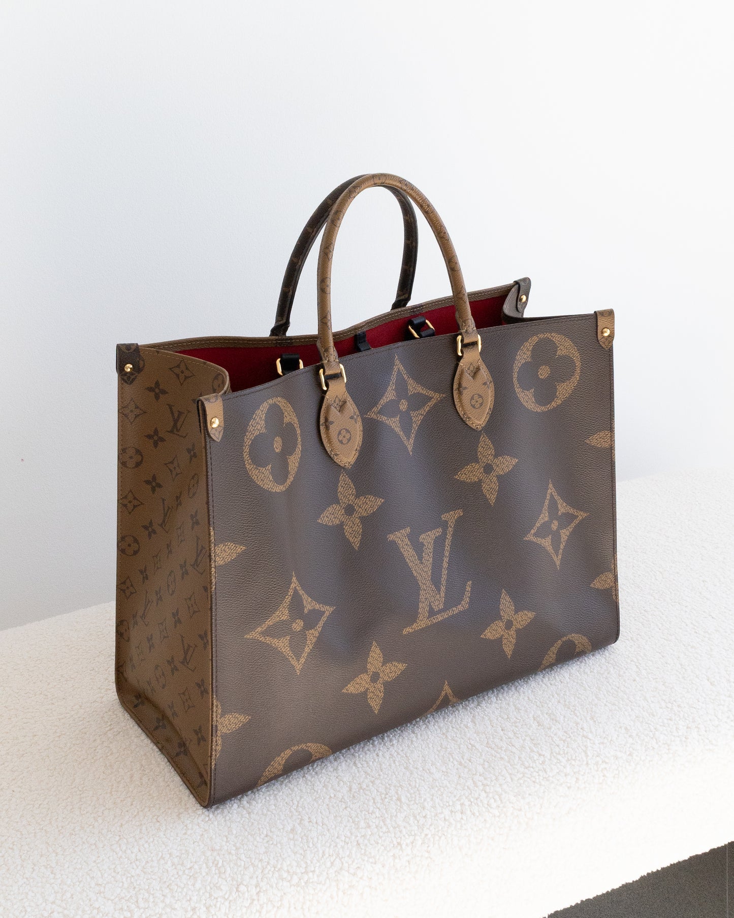 LOUIS VUITTON Onthego GM