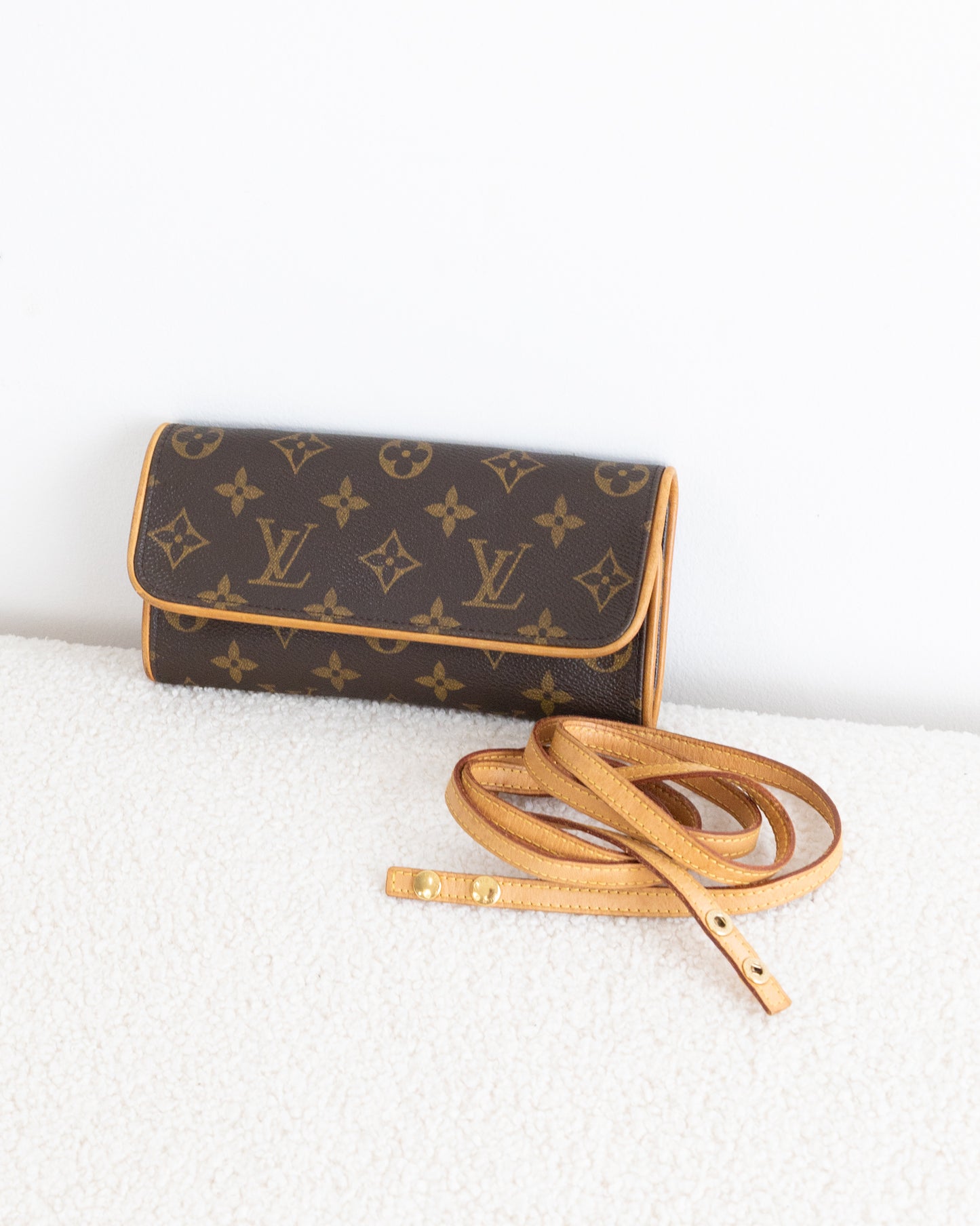 LOUIS VUITTON Twin Pochette