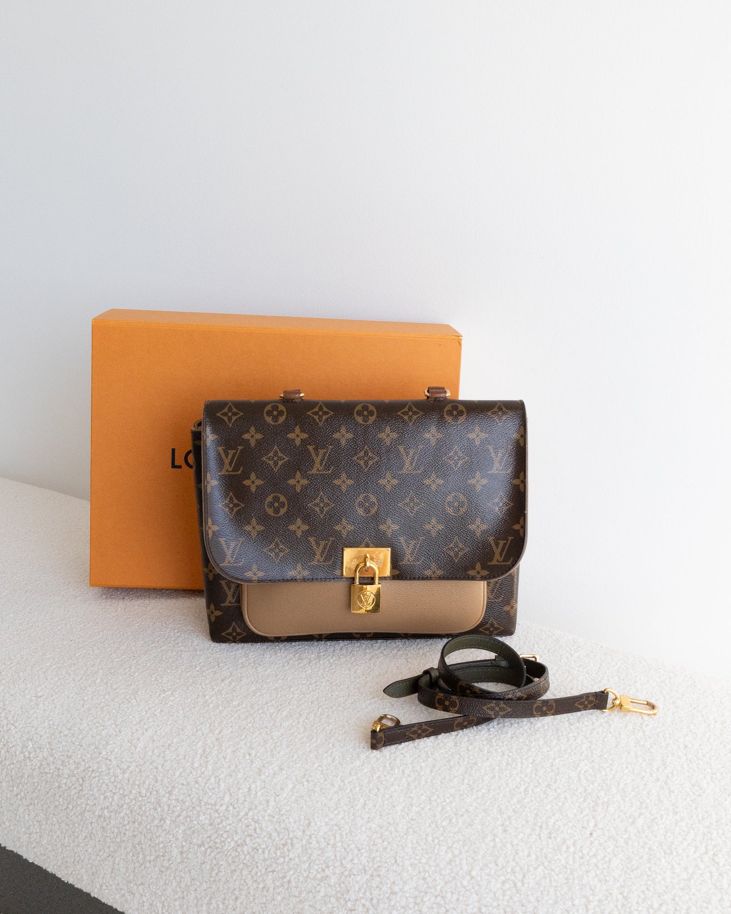 LOUIS VUITTON Marignan
