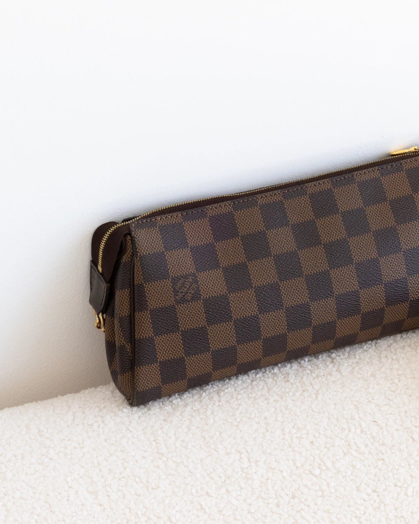 LOUIS VUITTON Eva Pochette