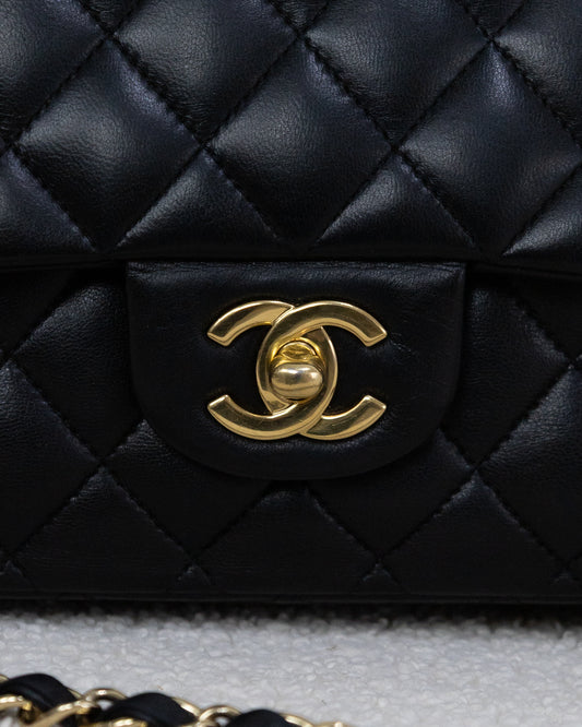 CHANEL Classic Double Flap