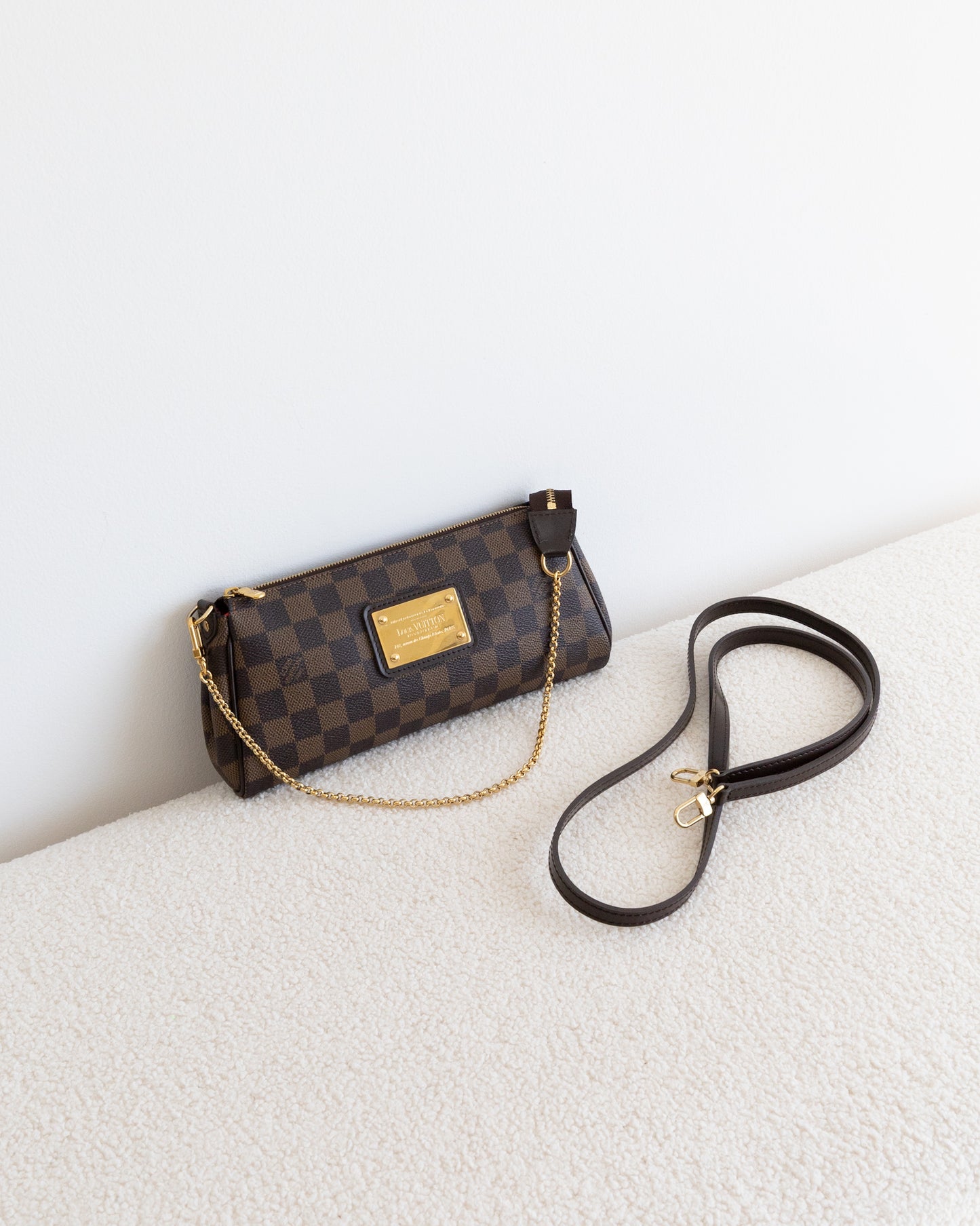 LOUIS VUITTON Eva Pochette