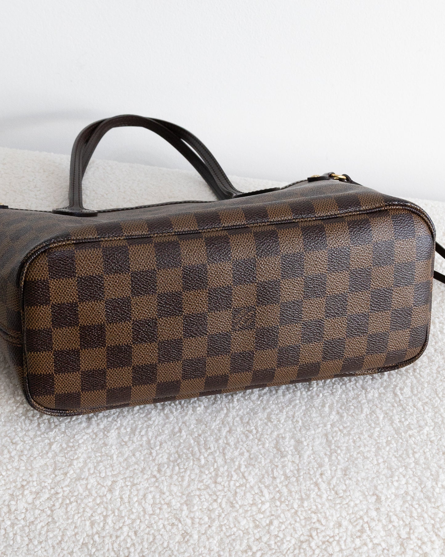 LOUIS VUITTON Neverfull PM
