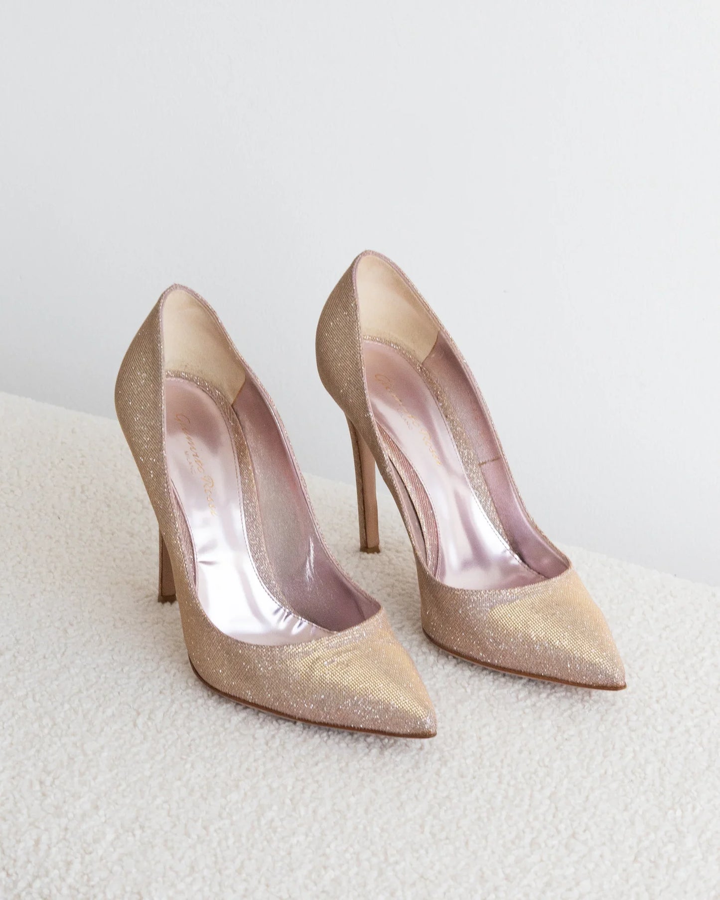 GIANVITO ROSSI Heels 38