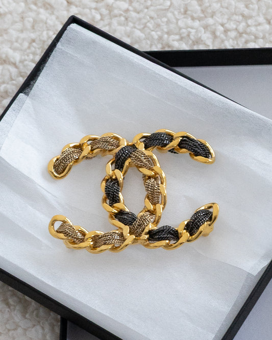 CHANEL CC Chain Brooch