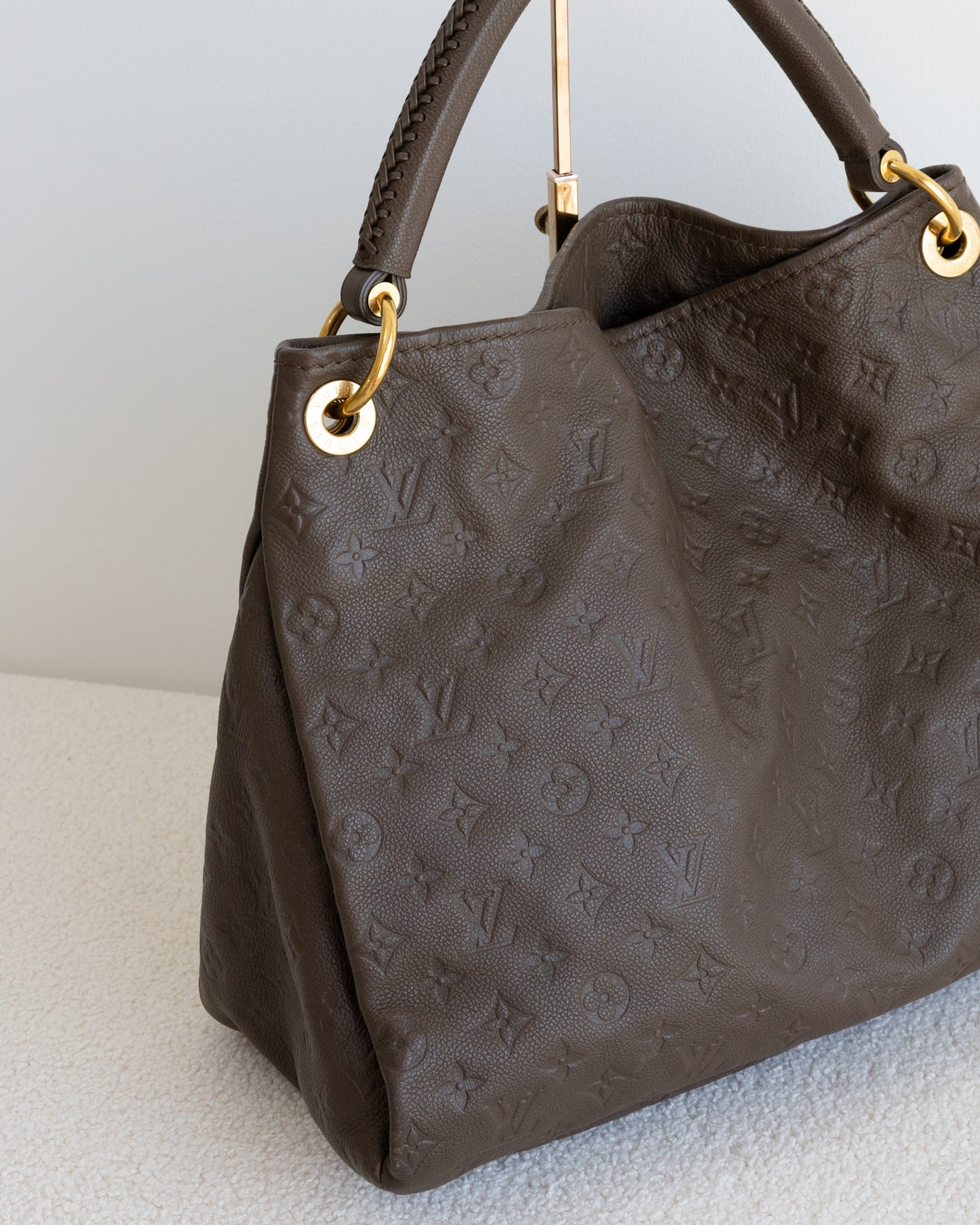 LOUIS VUITTON Artsy
