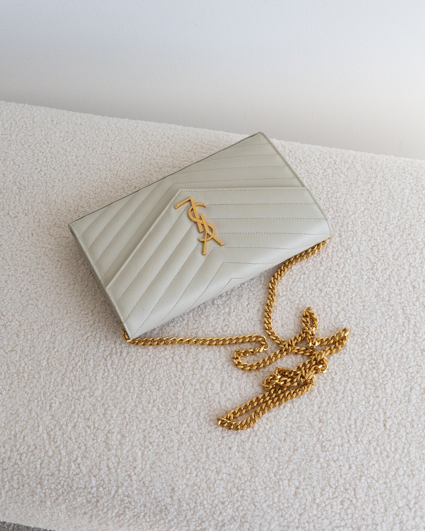 SAINT LAURENT Cassandre WOC