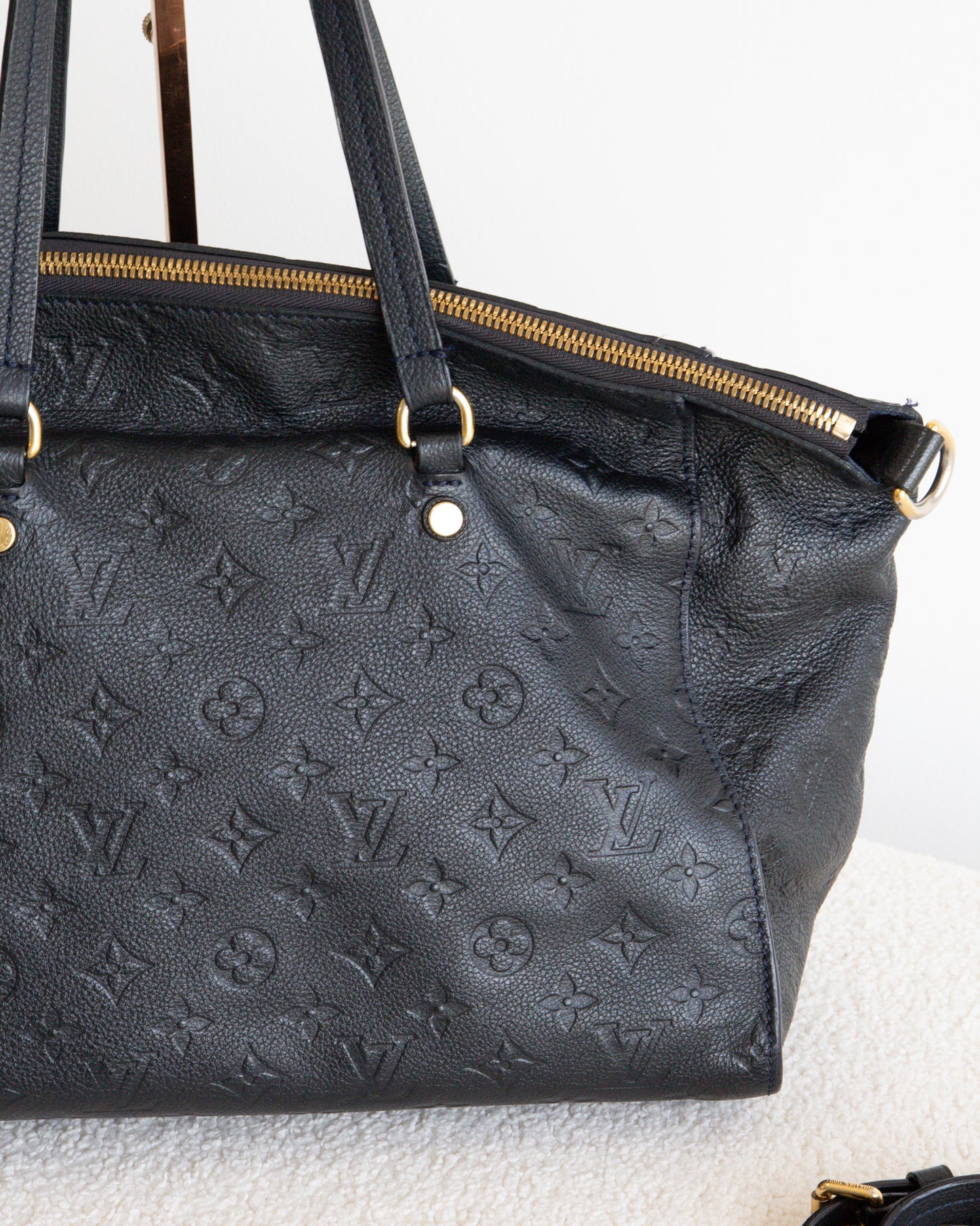 LOUIS VUITTON Lumineuse