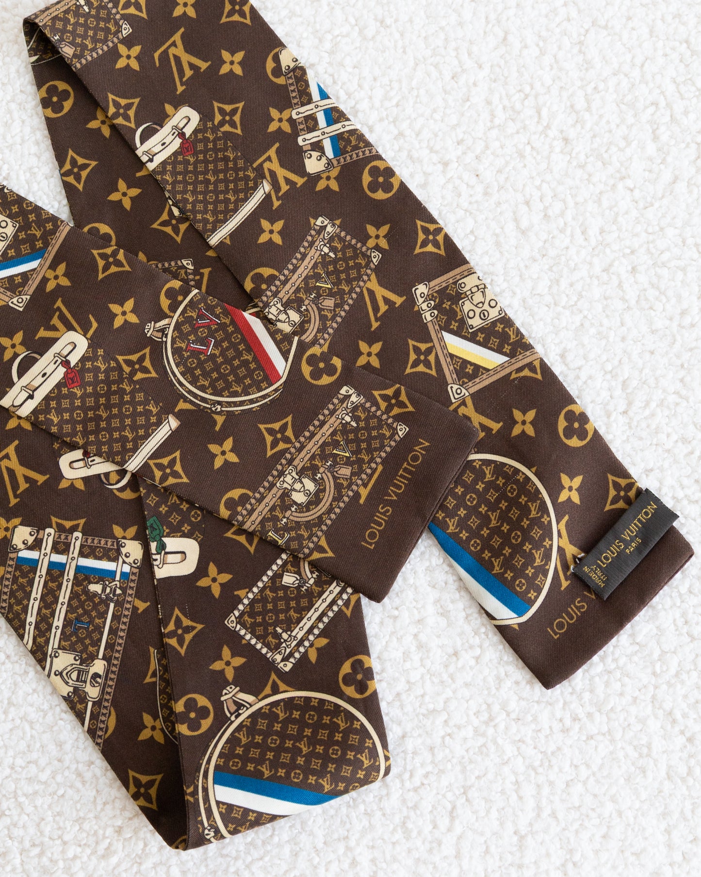 LOUIS VUITTON Twill