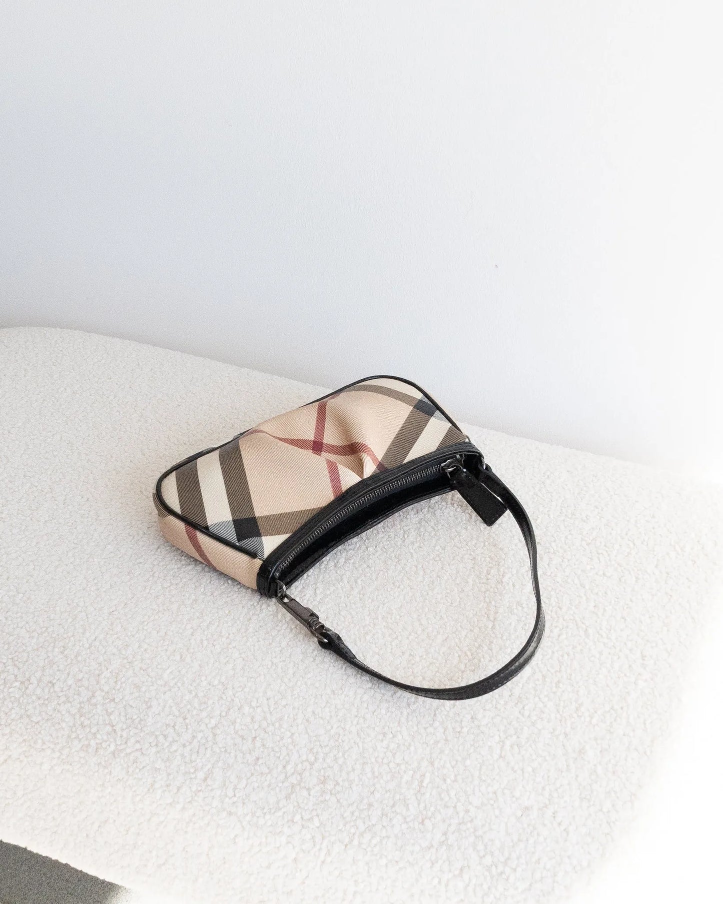 BURBERRY Pochette