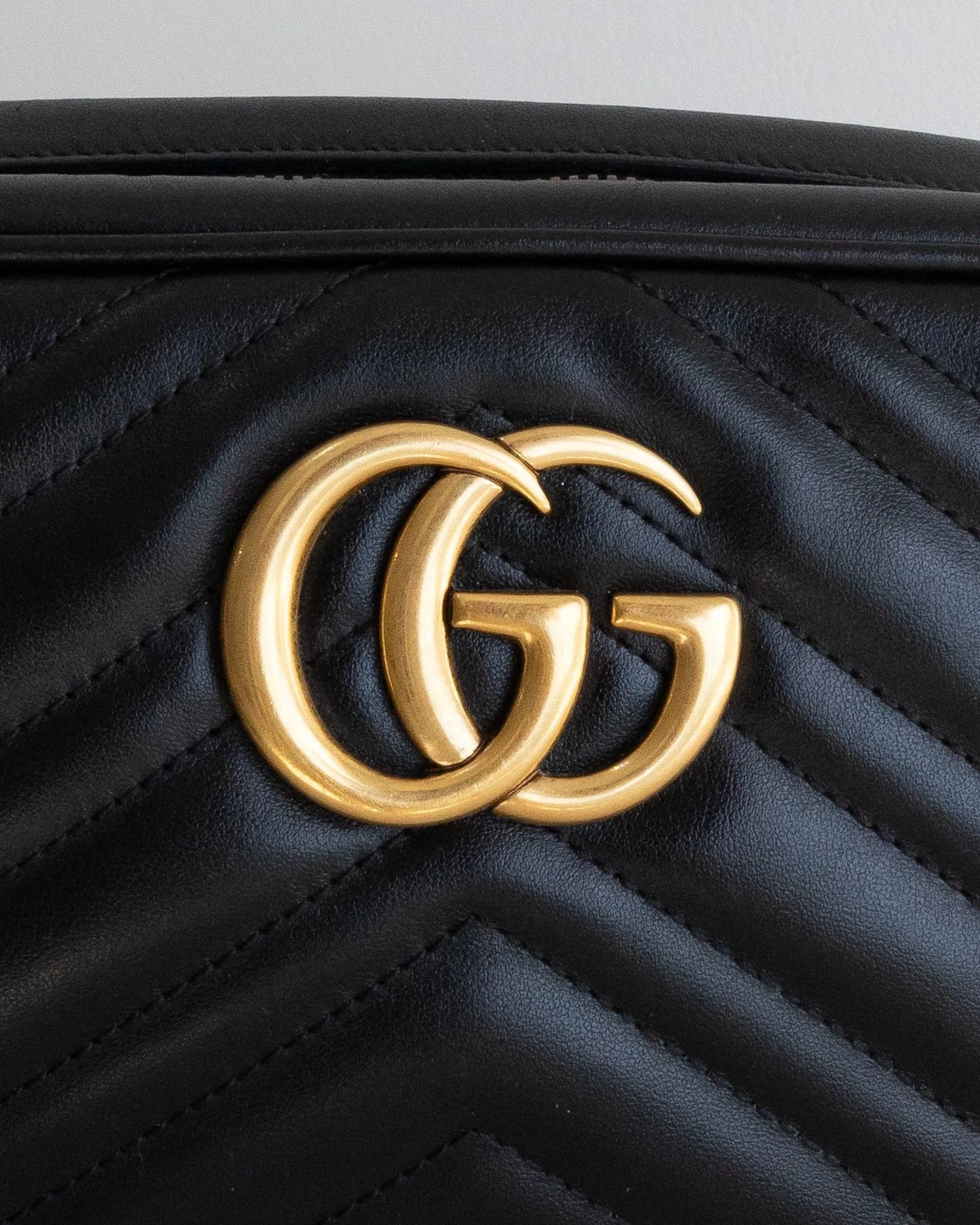 GUCCI Marmont Crossbody
