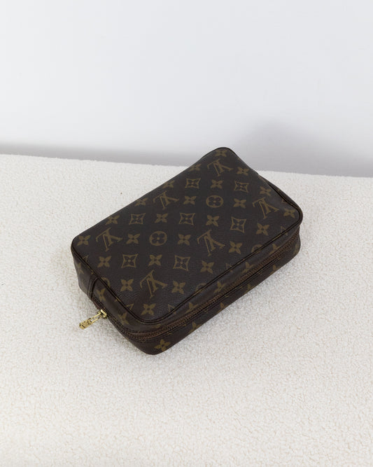 LOUIS VUITTON Necessaire