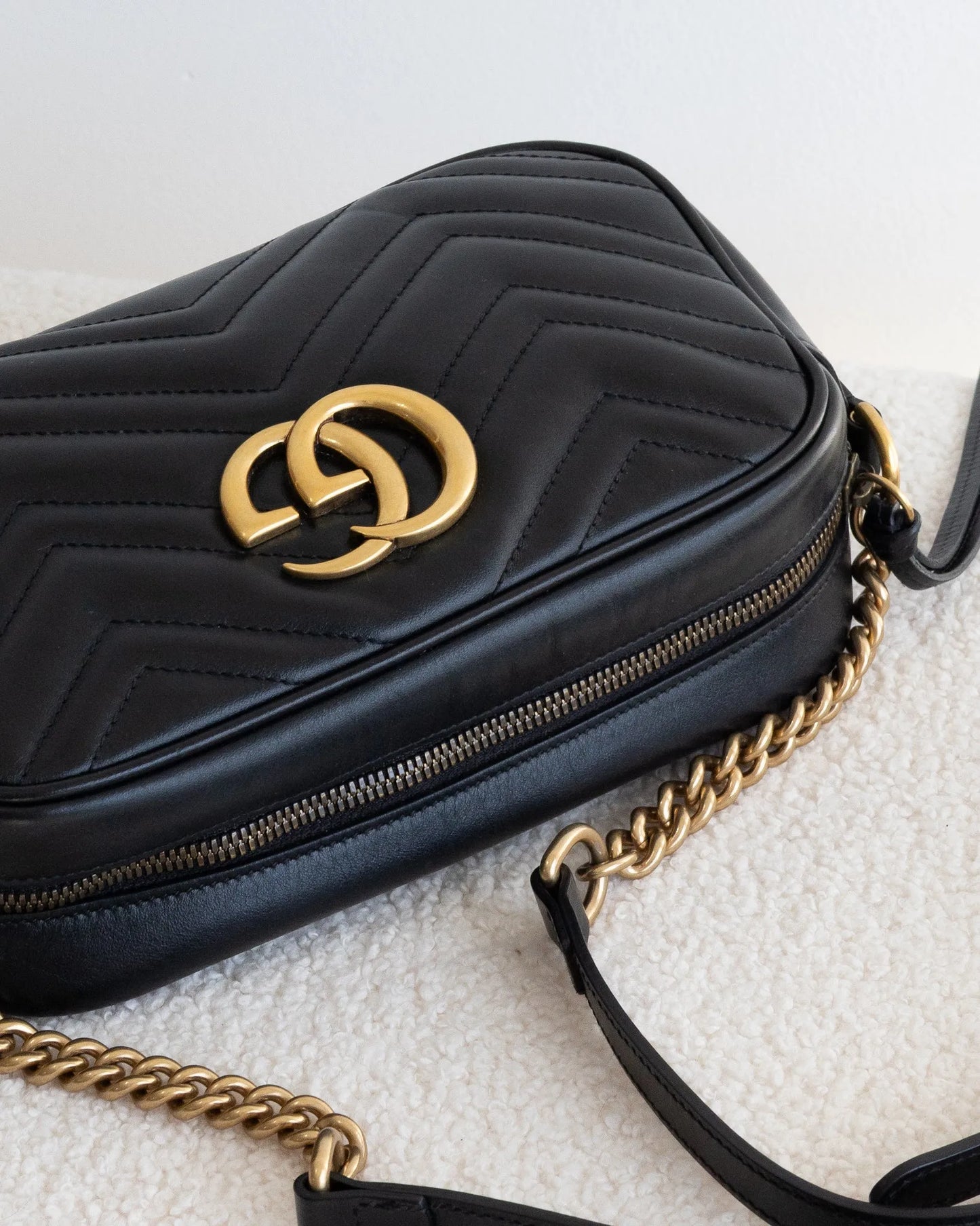 GUCCI Marmont Crossbody
