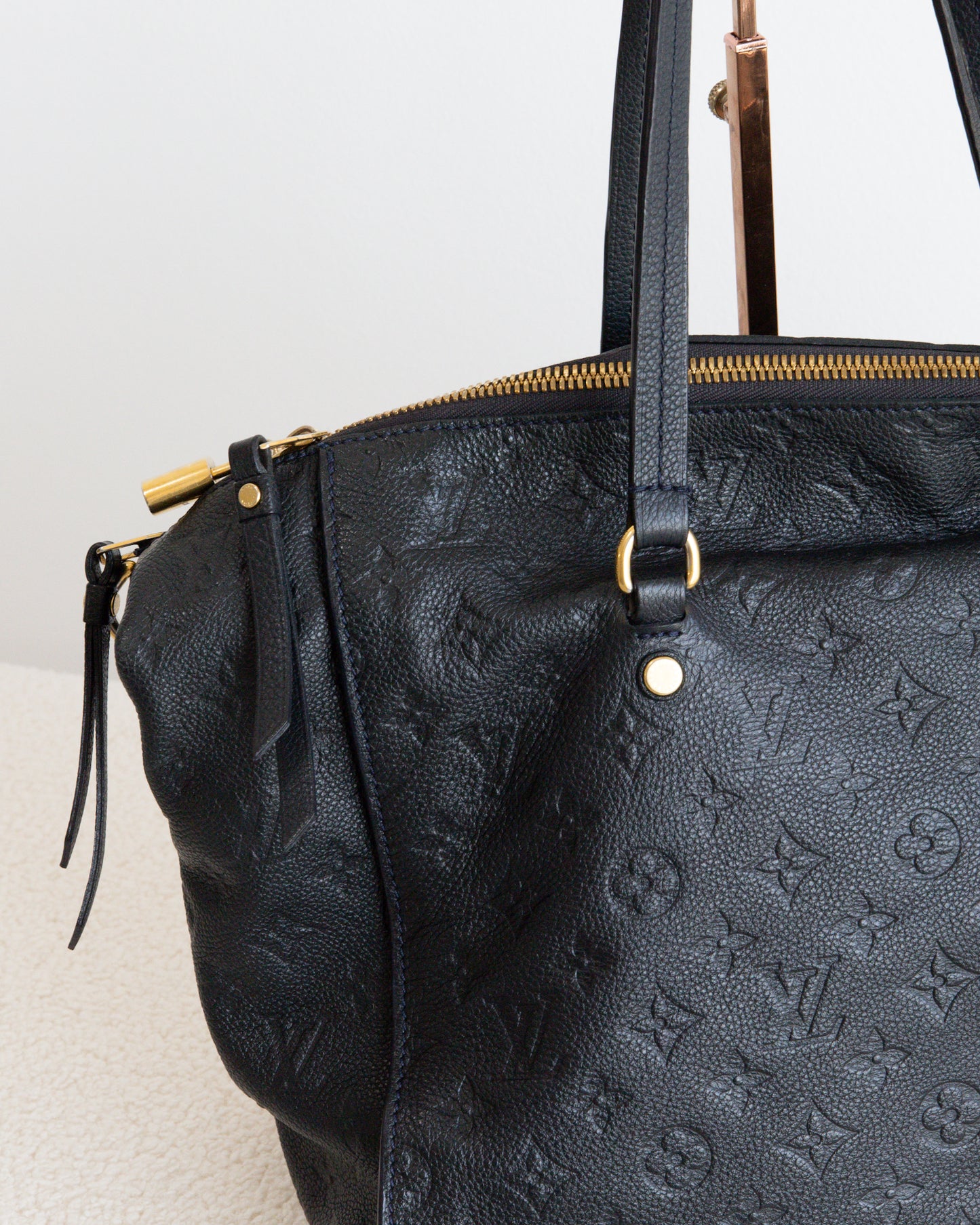 LOUIS VUITTON Lumineuse