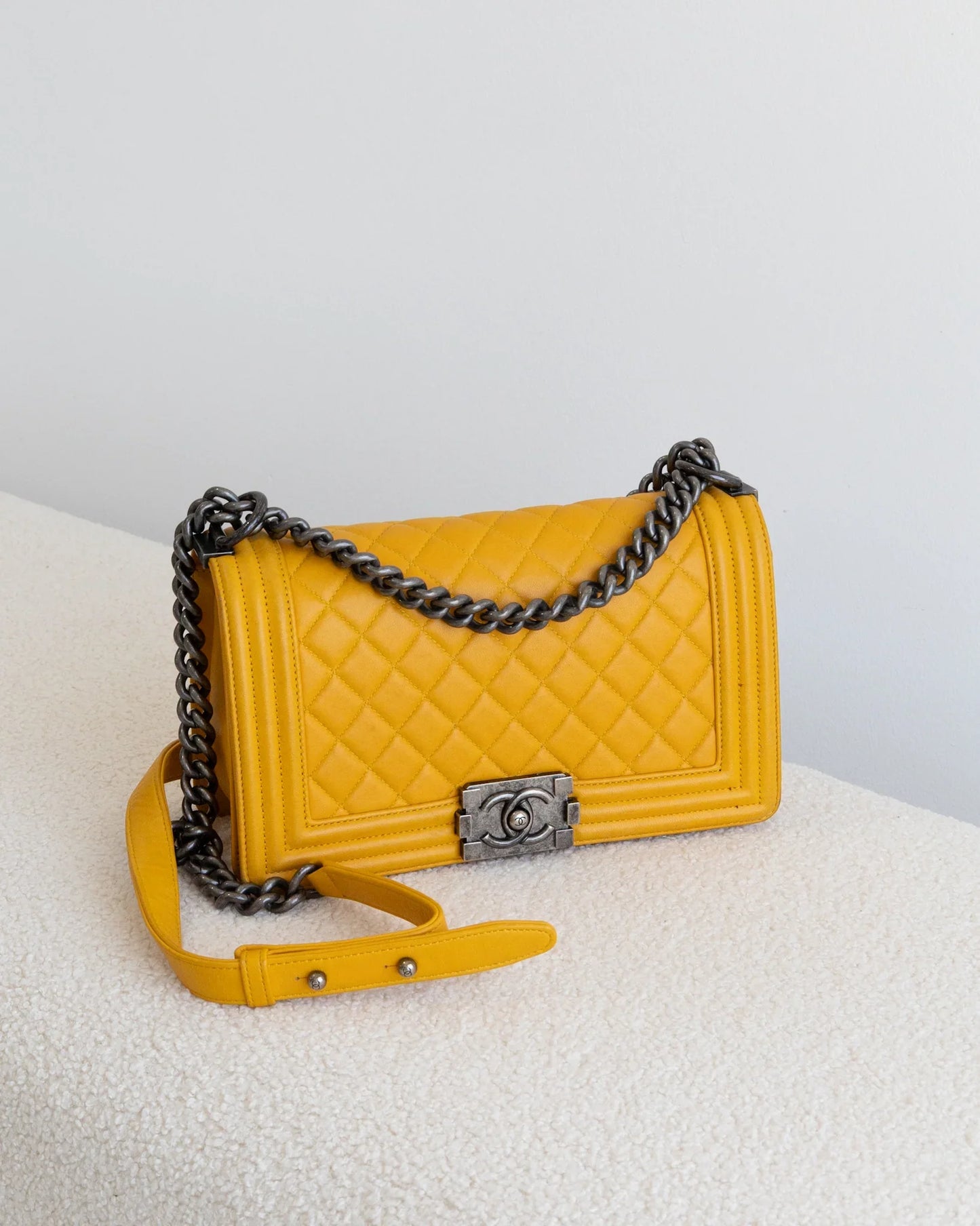 CHANEL Boy