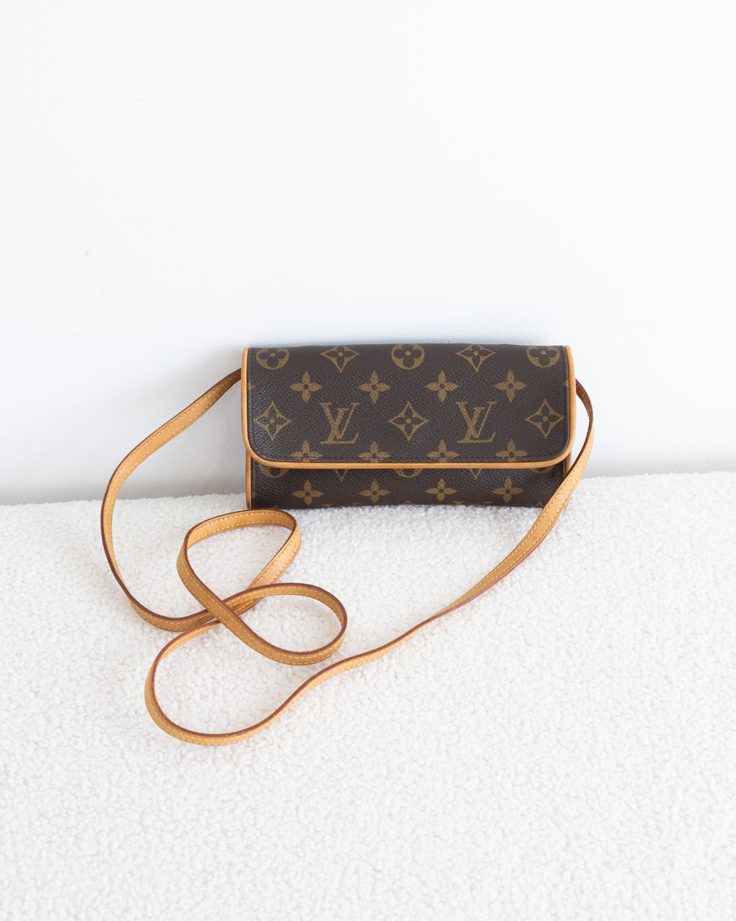 LOUIS VUITTON Twin Pochette