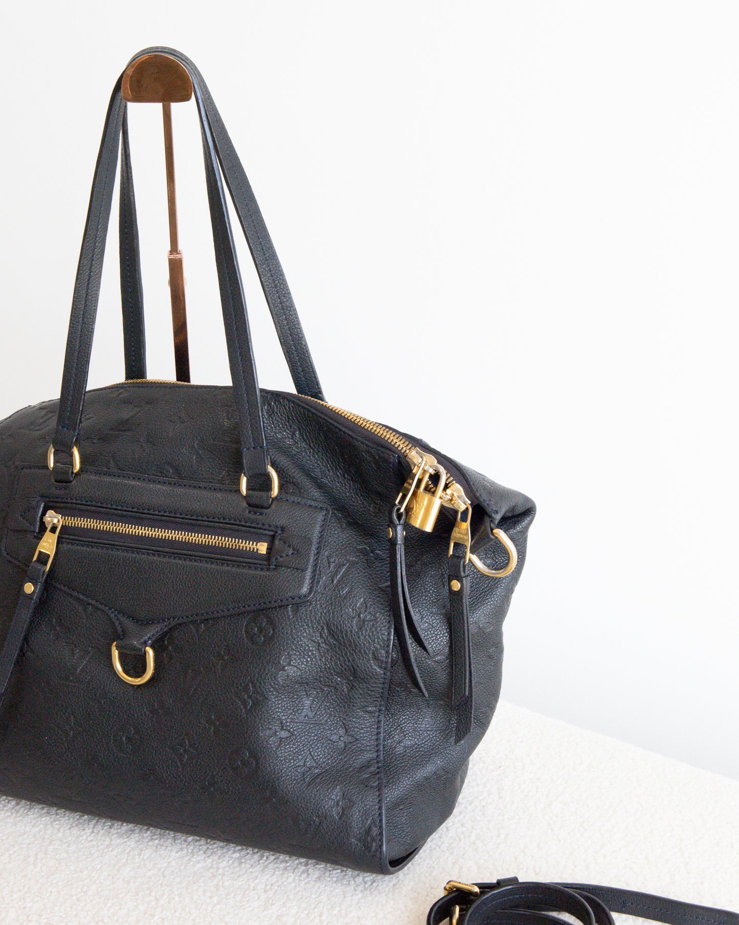 LOUIS VUITTON Lumineuse