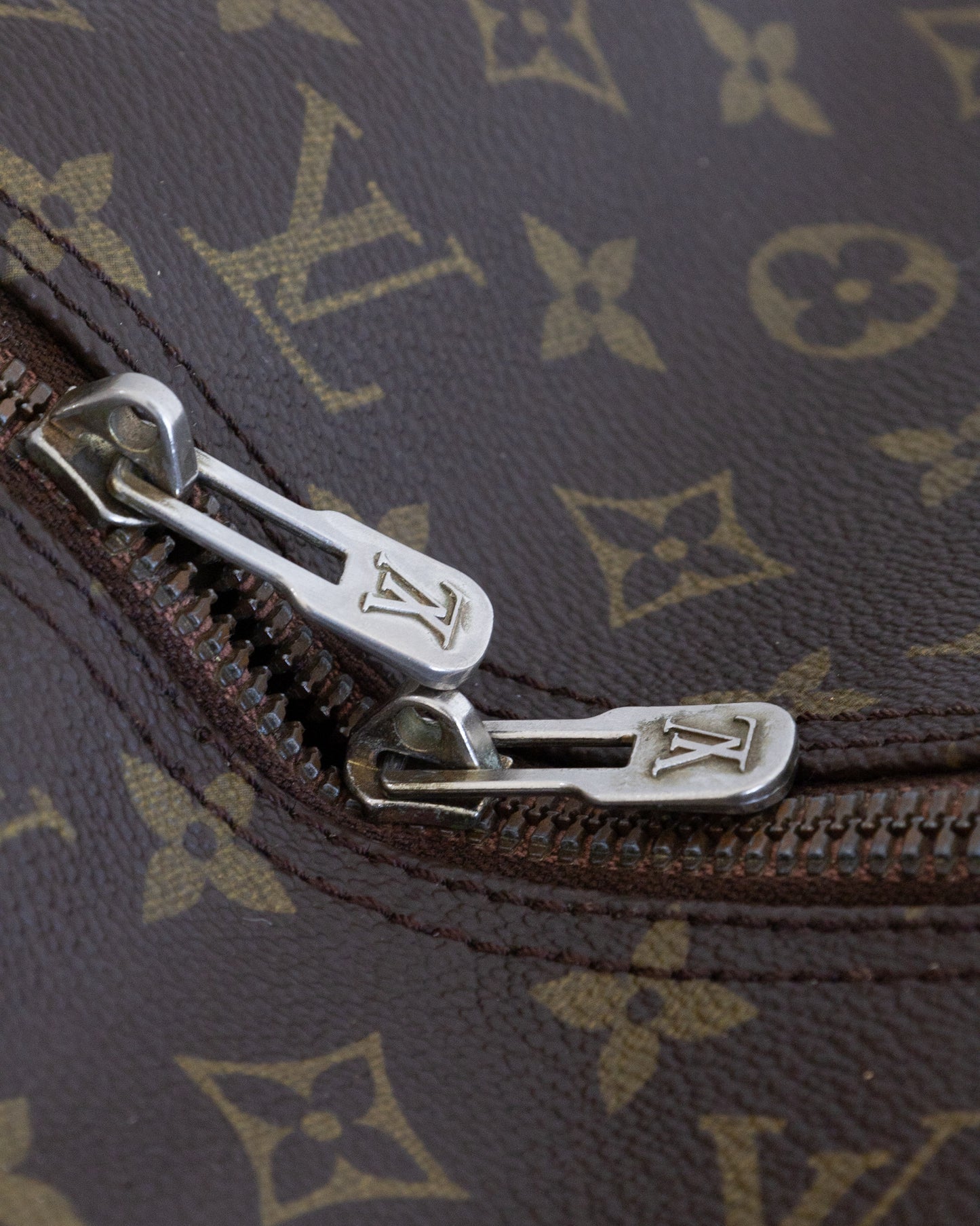 LOUIS VUITTON Keepall 60