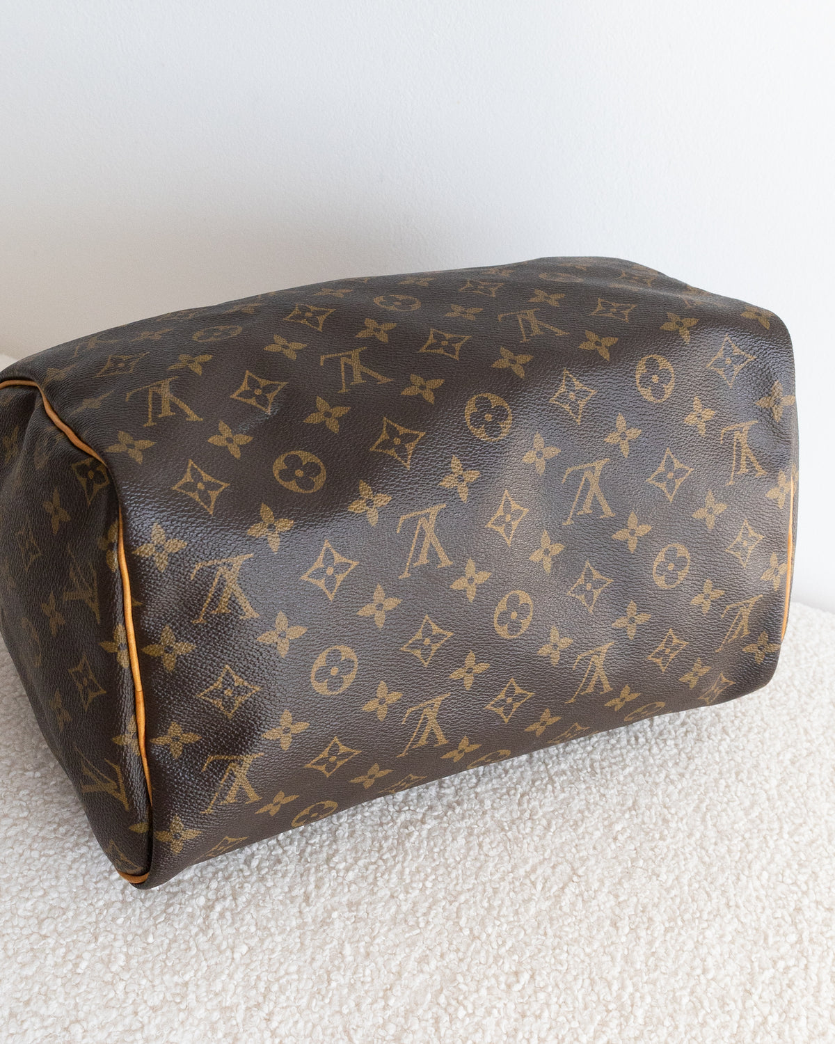 LOUIS VUITTON Speedy 30
