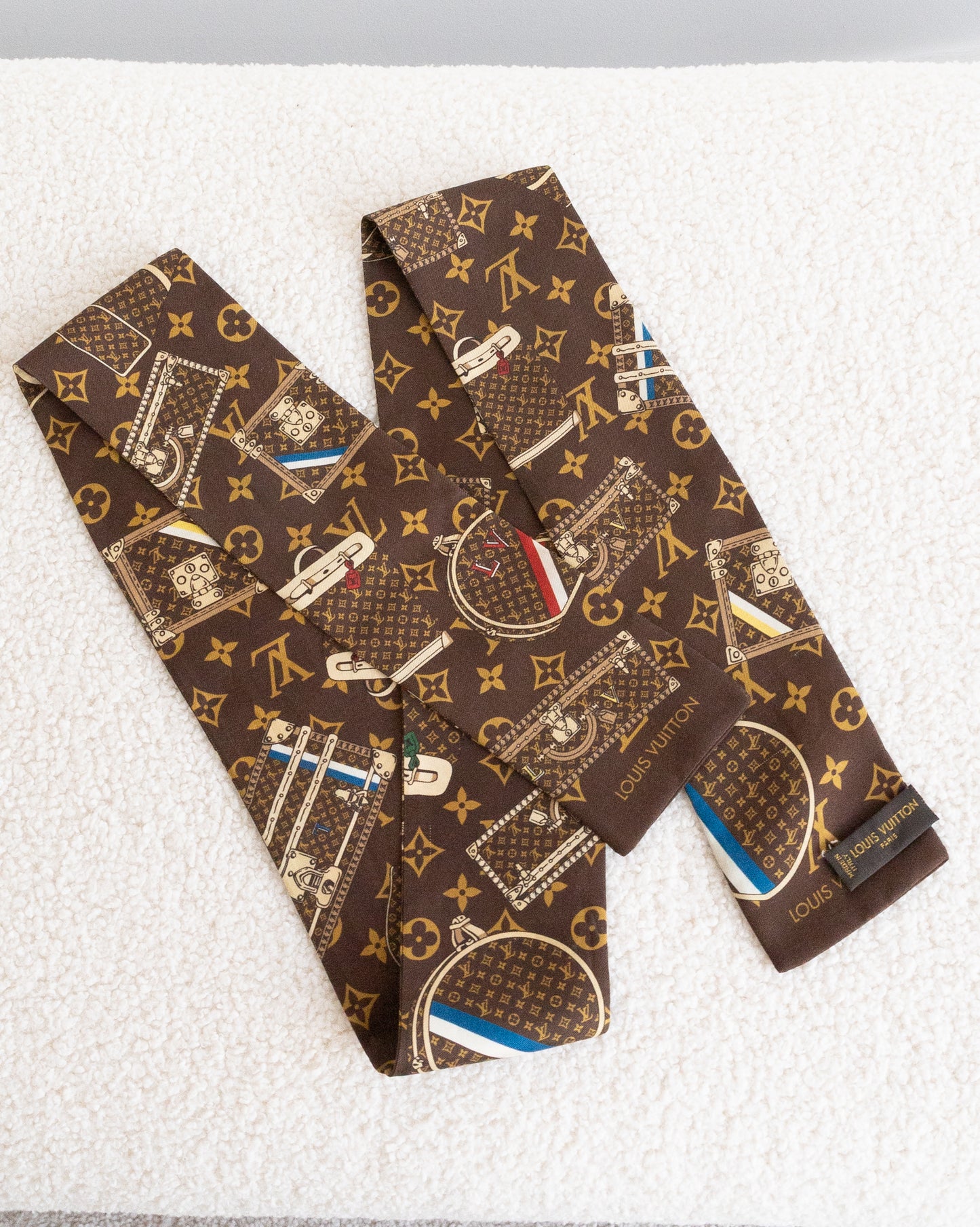 LOUIS VUITTON Twill