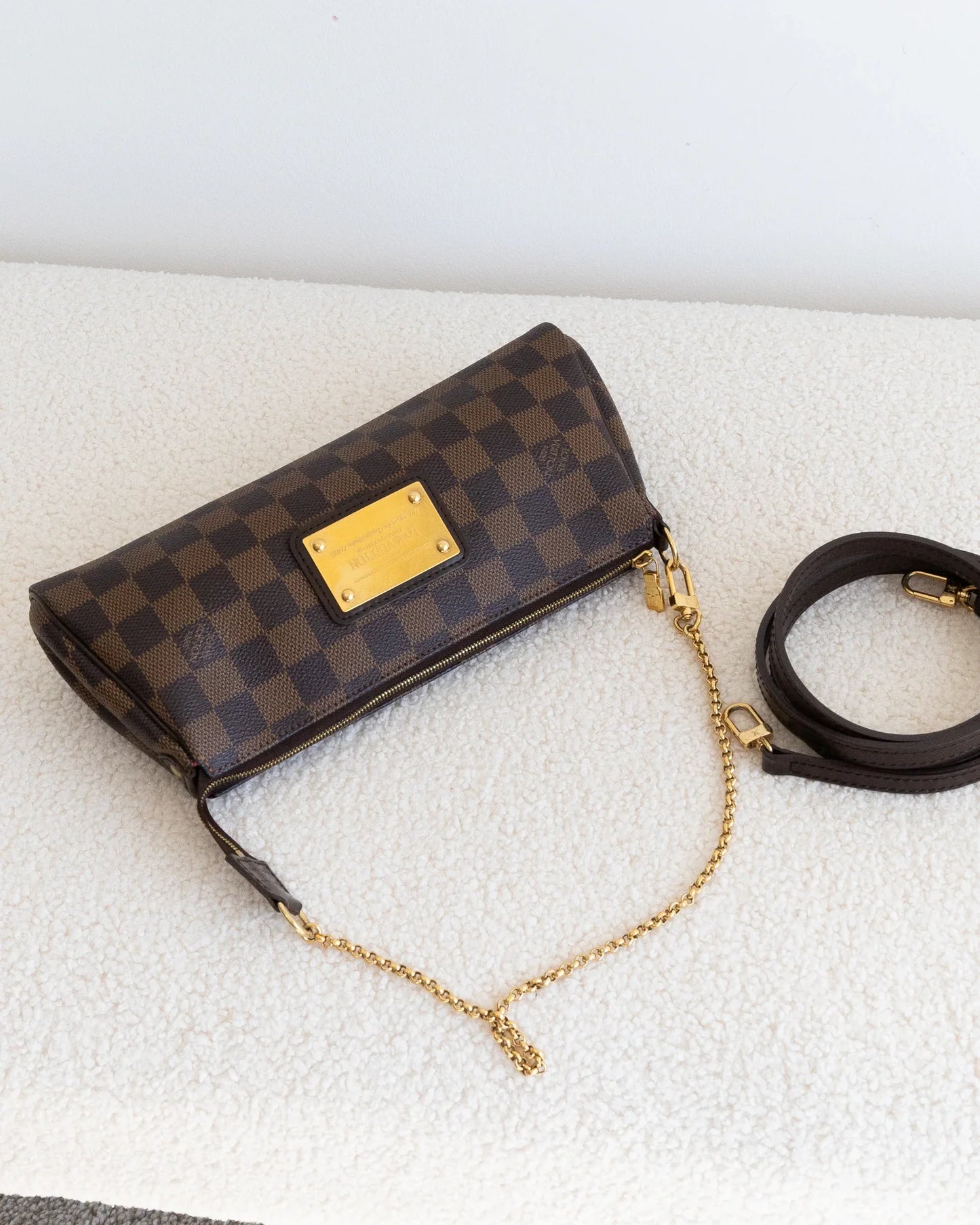 LOUIS VUITTON Eva Pochette