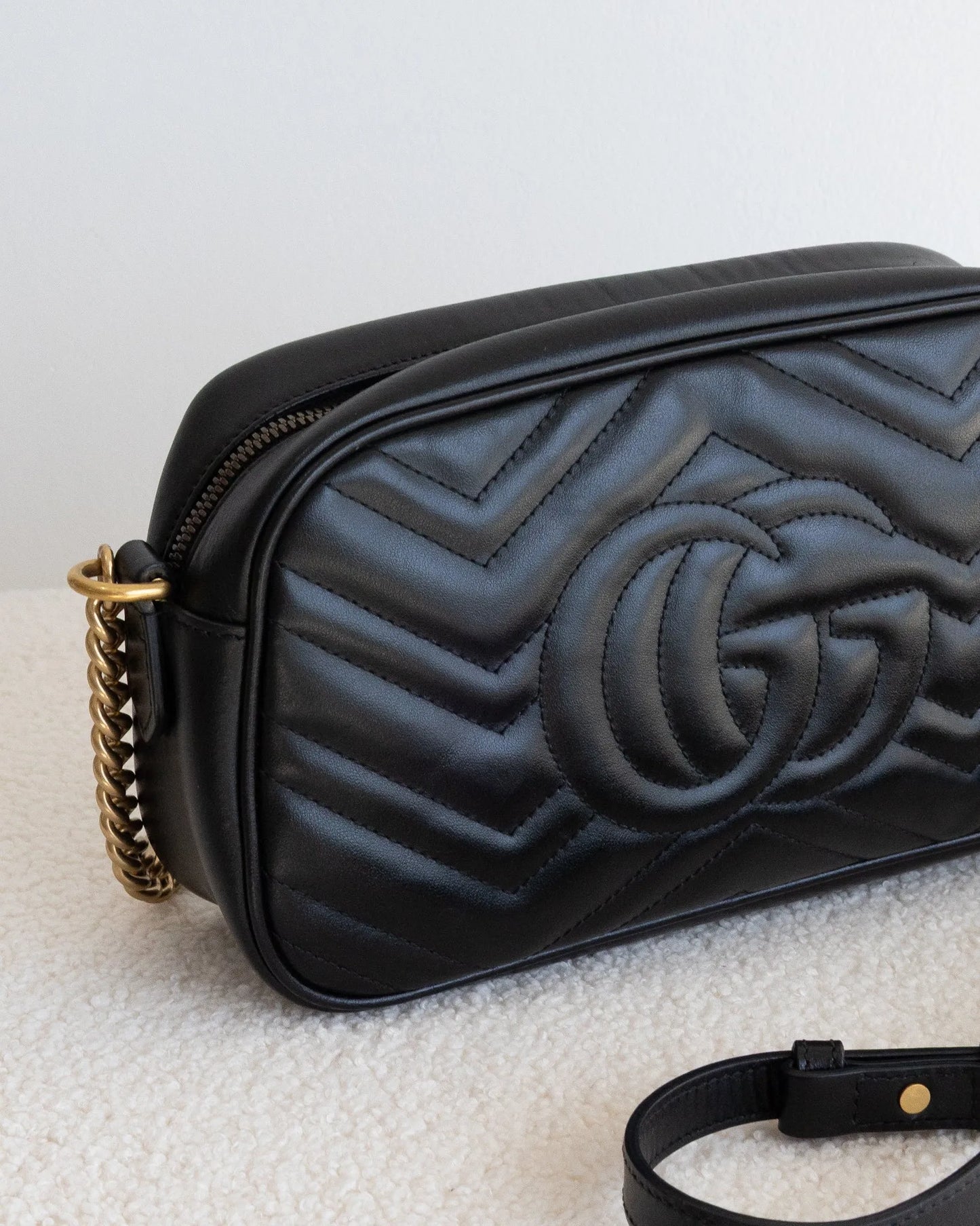 GUCCI Marmont Crossbody