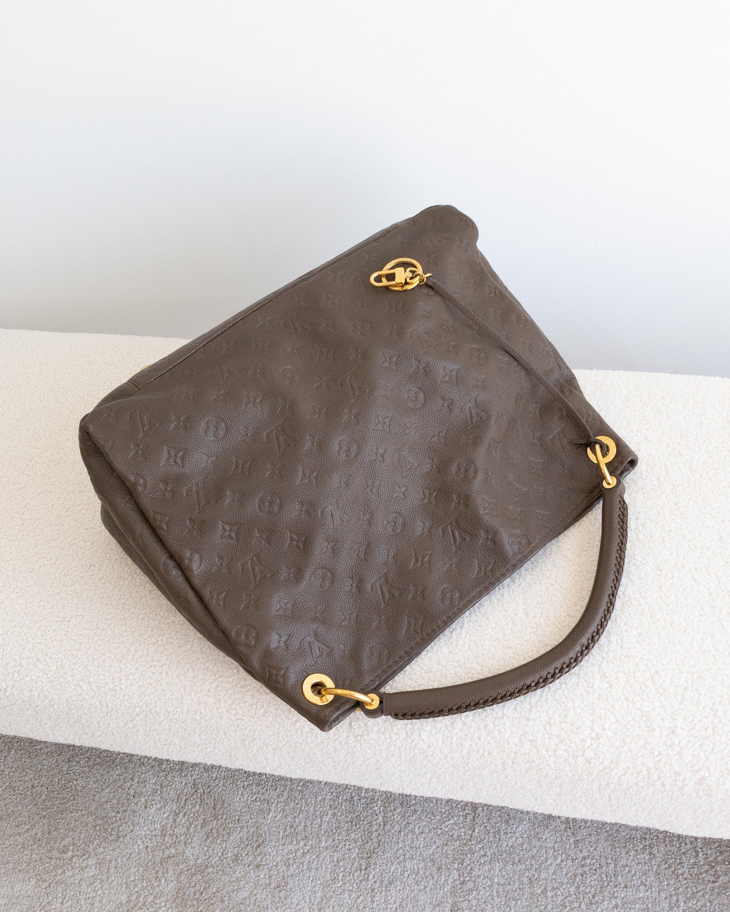 LOUIS VUITTON Artsy