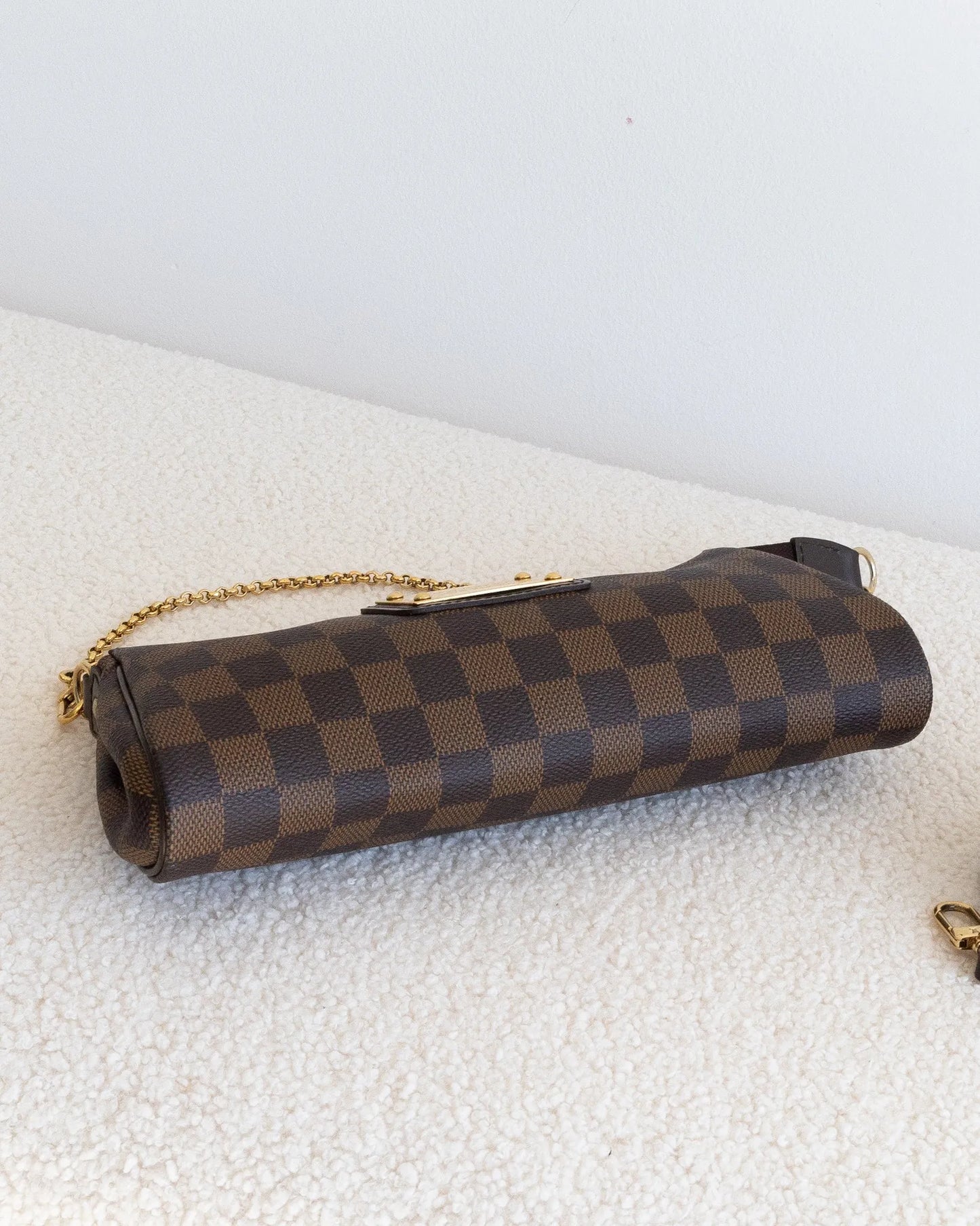 LOUIS VUITTON Eva Pochette