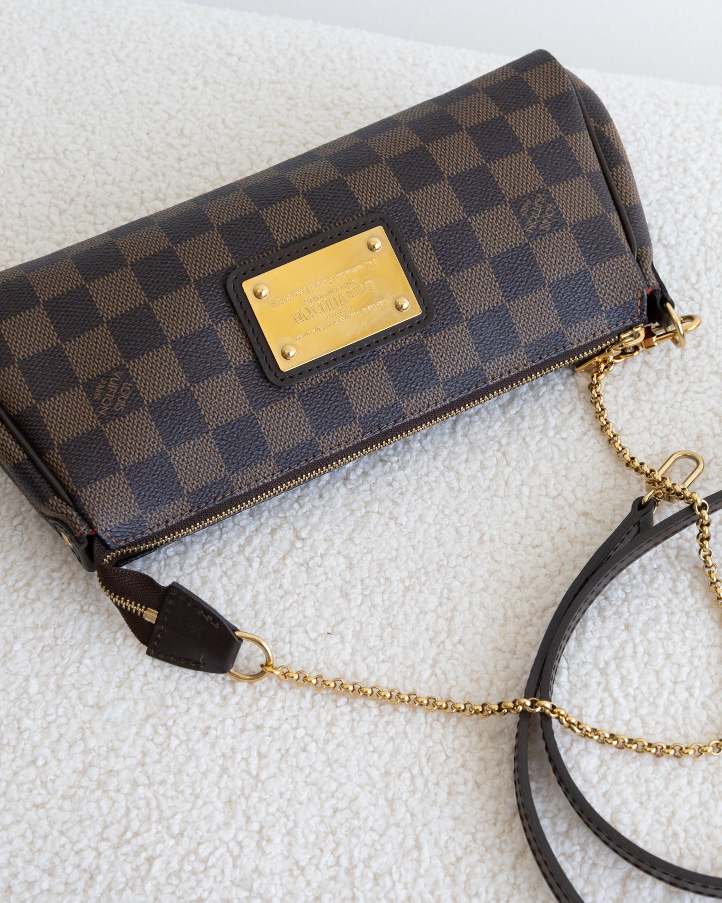LOUIS VUITTON Eva Pochette