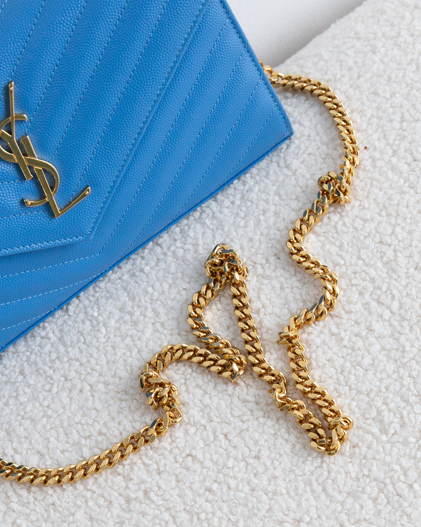SAINT LAURENT Cassandre WOC