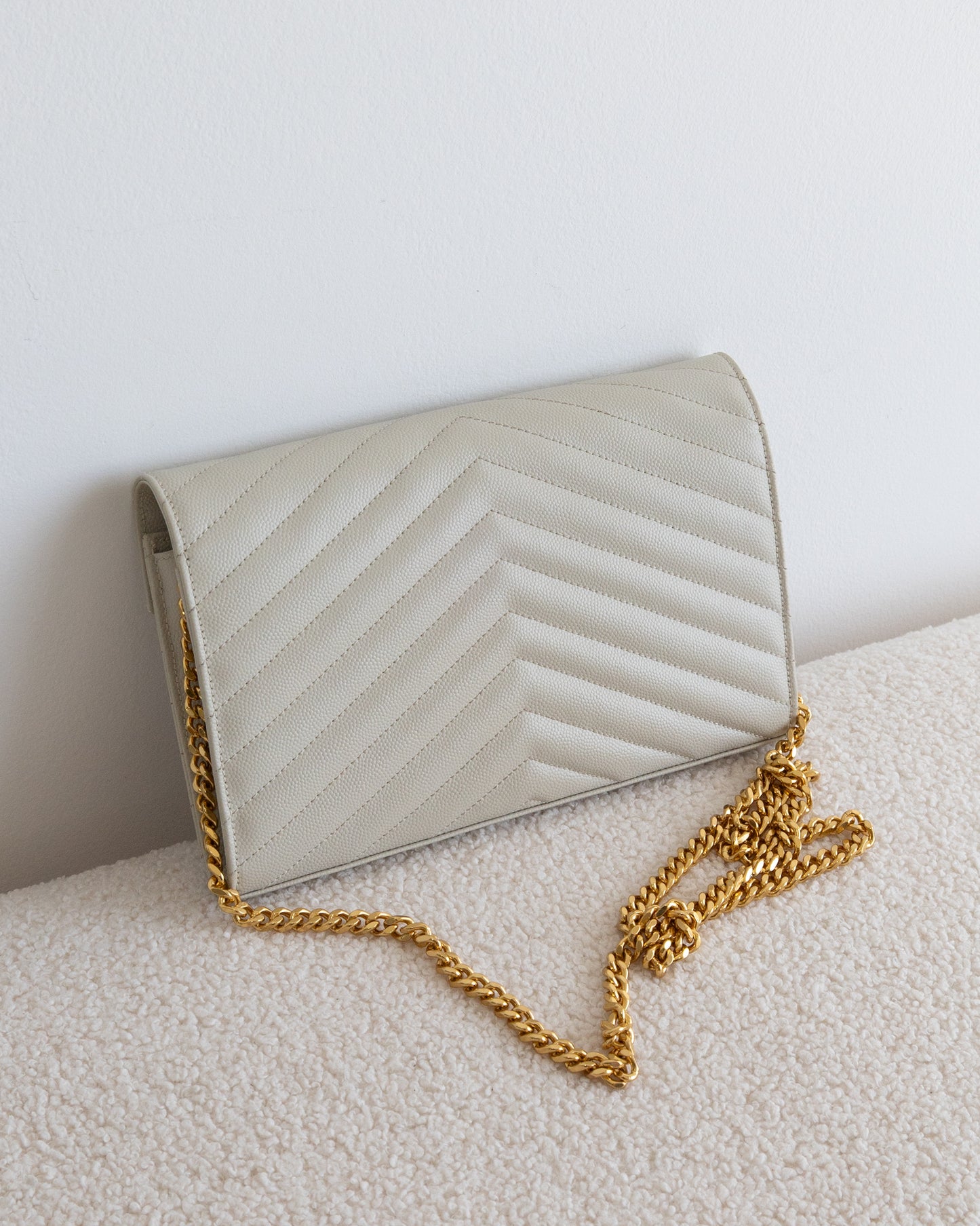 SAINT LAURENT Cassandre WOC