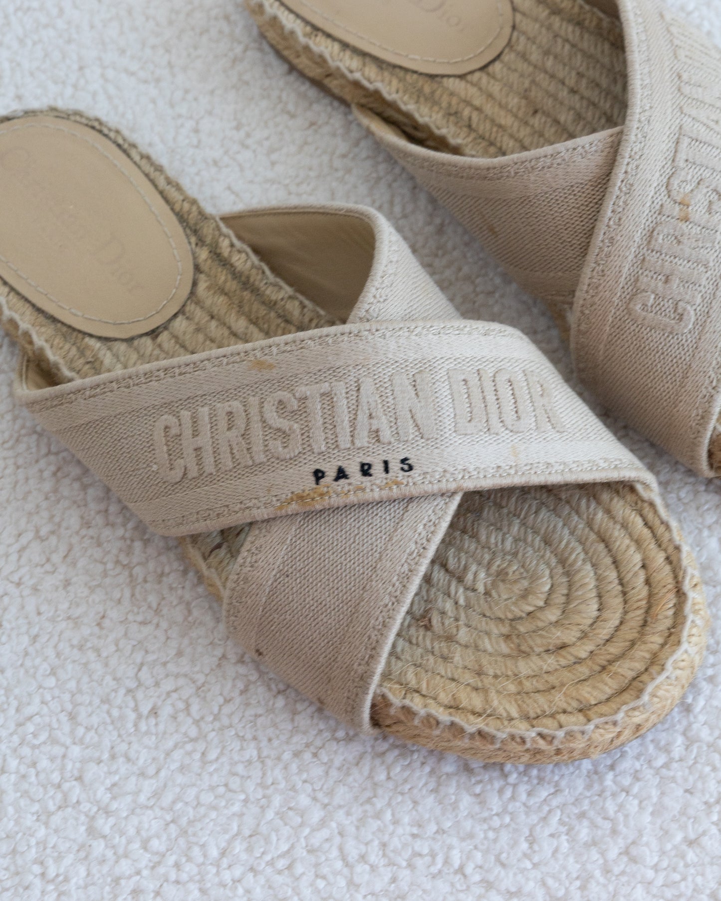 CHRISTIAN DIOR Raffia Slides 38