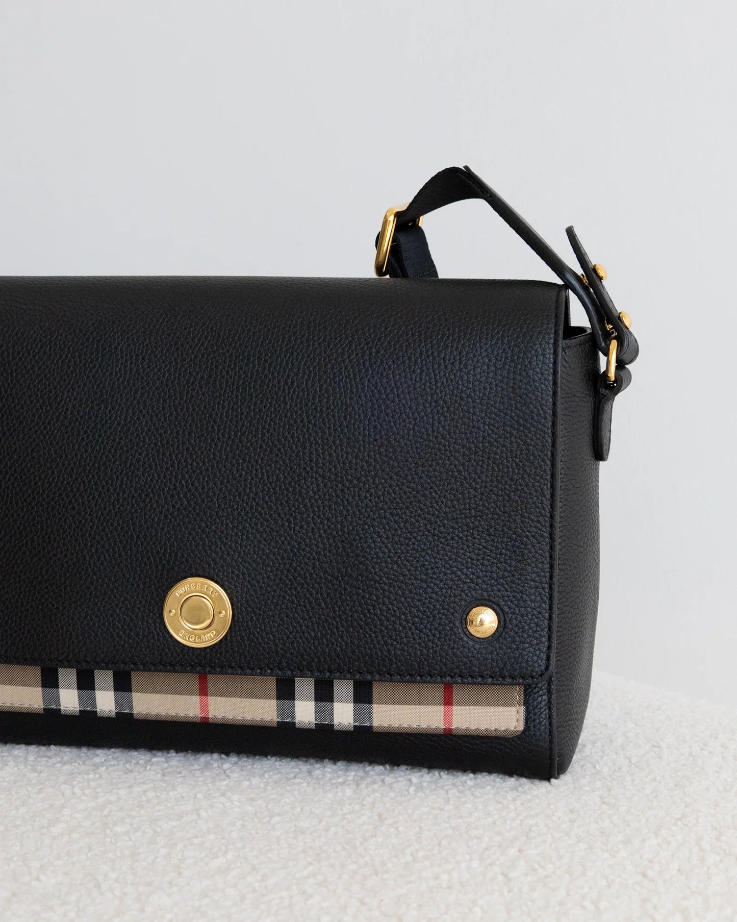 BURBERRY Note
