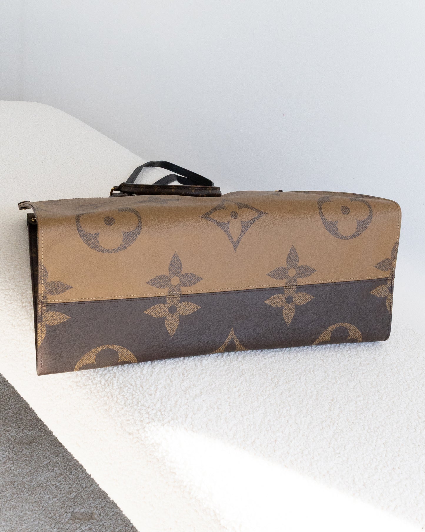 LOUIS VUITTON Onthego GM