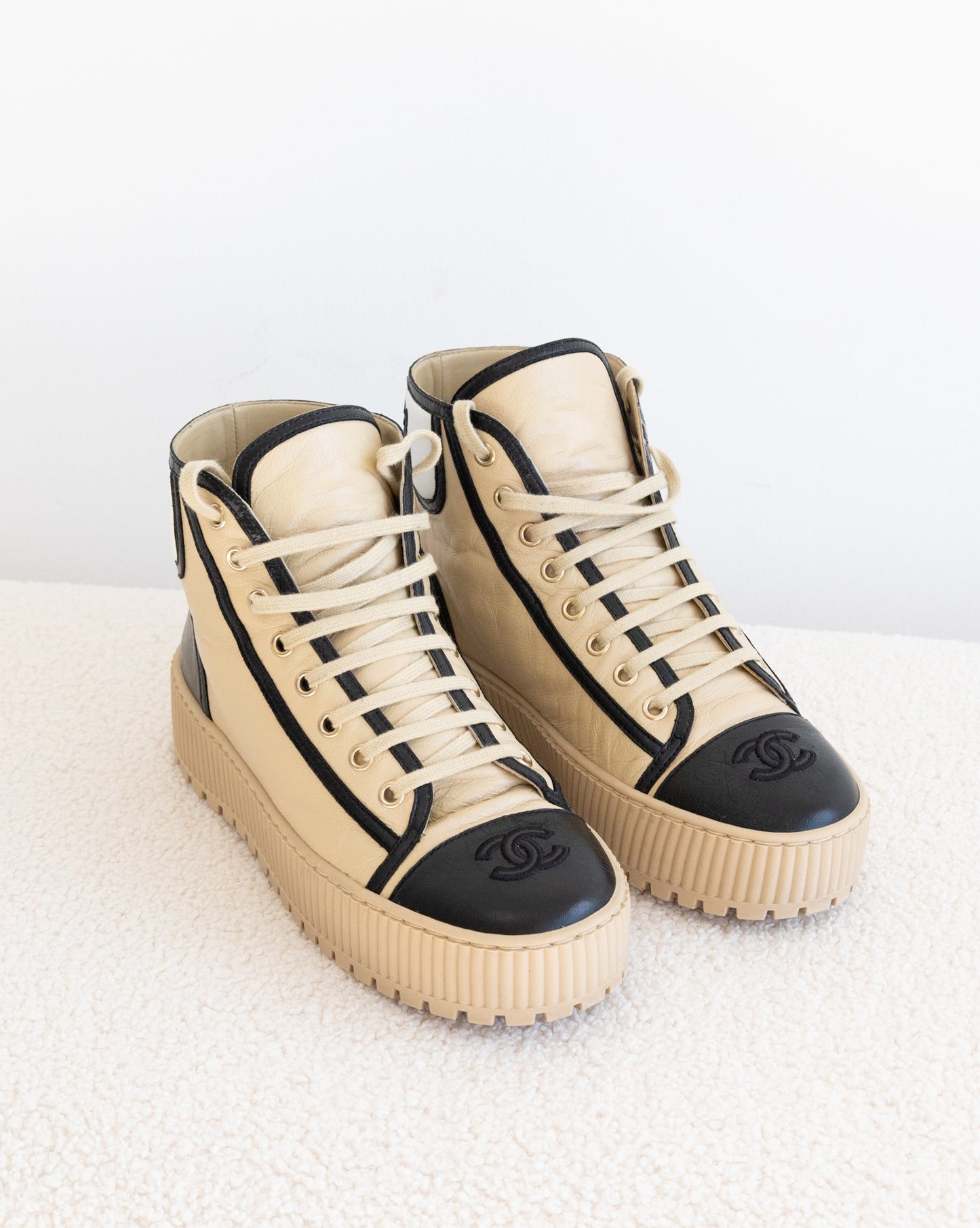 CHANEL Sneakers 37,5