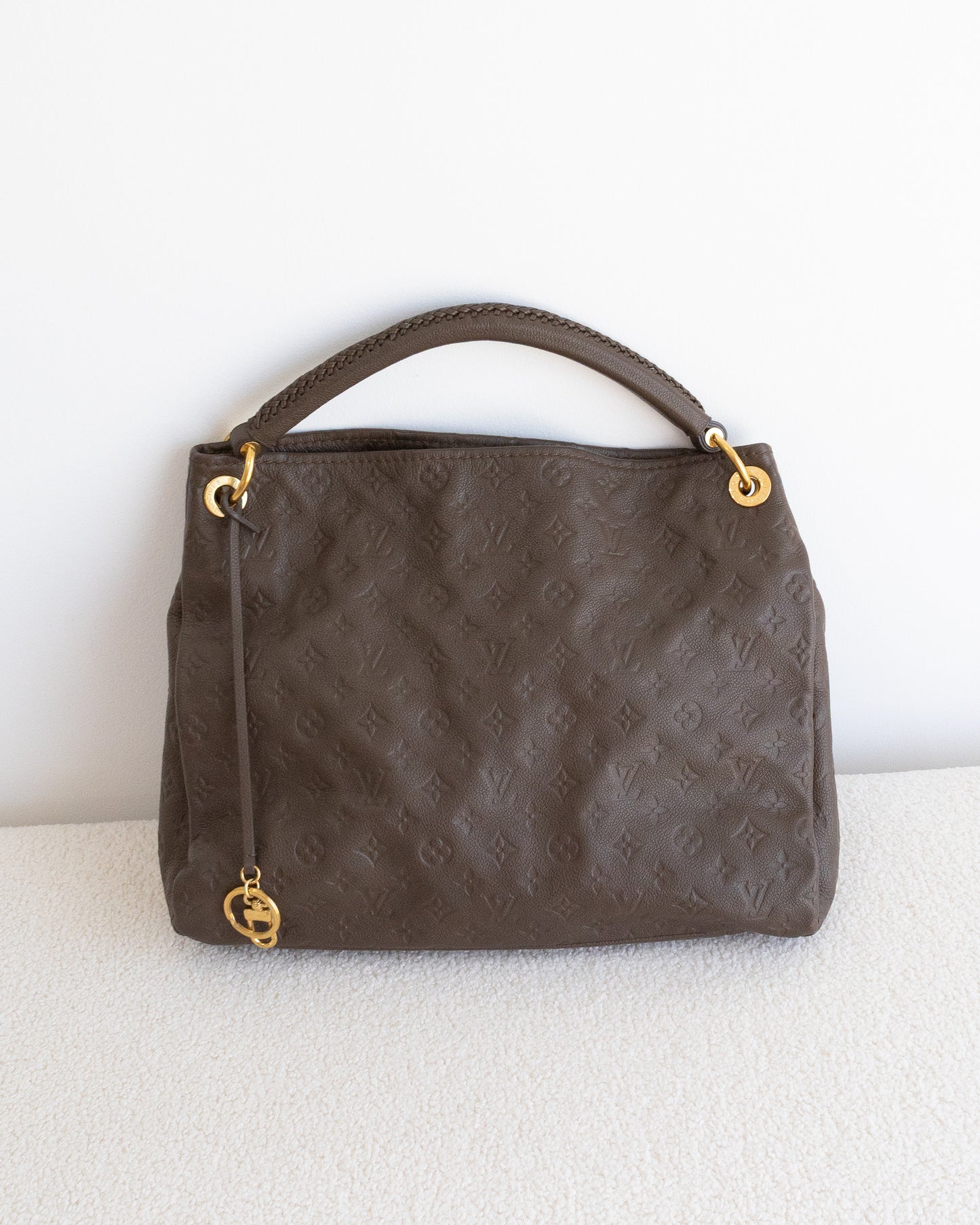 LOUIS VUITTON Artsy