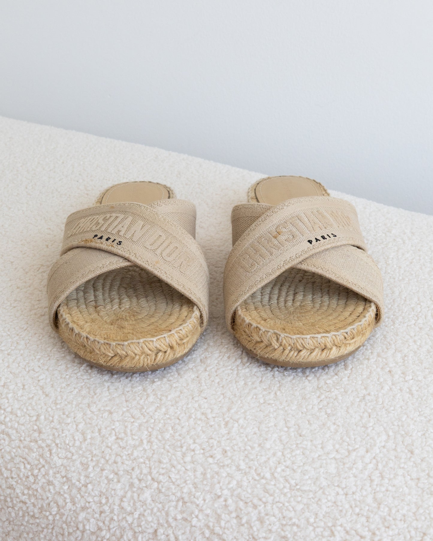 CHRISTIAN DIOR Raffia Slides 38