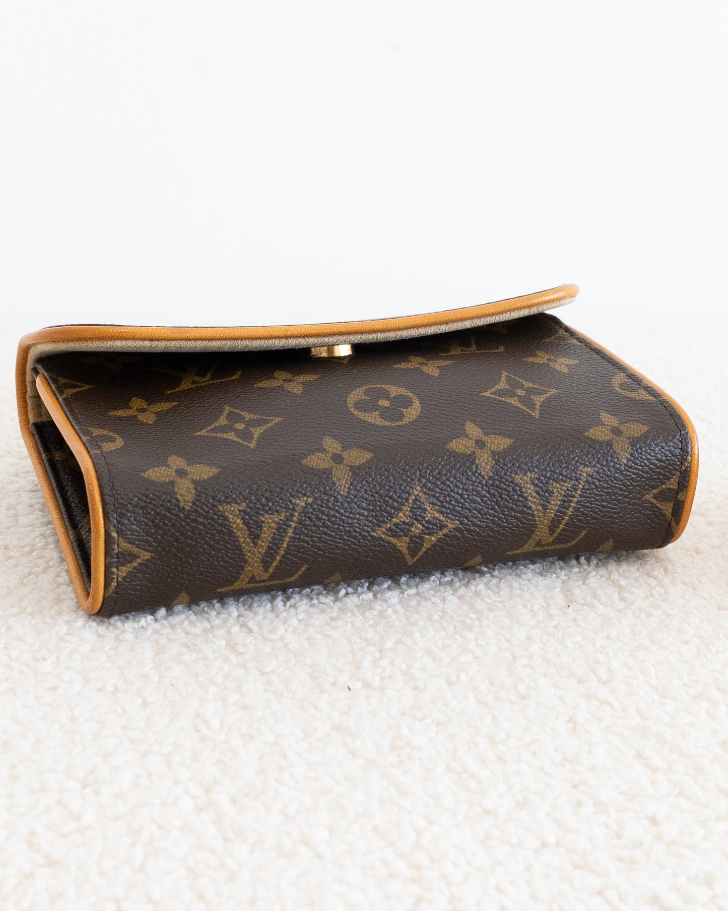 LOUIS VUITTON Florentine Belt Bag