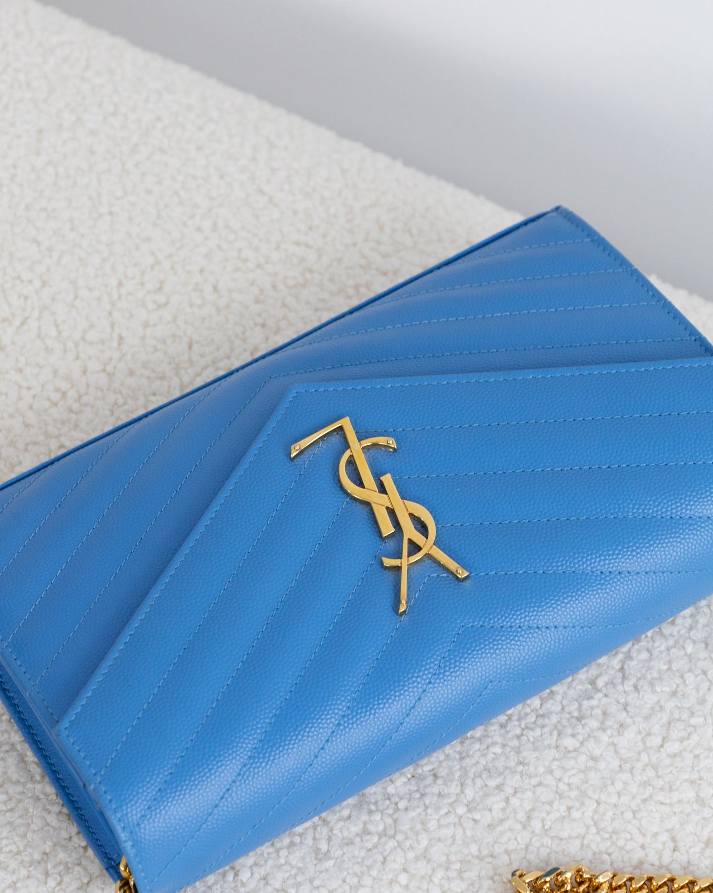 SAINT LAURENT Cassandre WOC