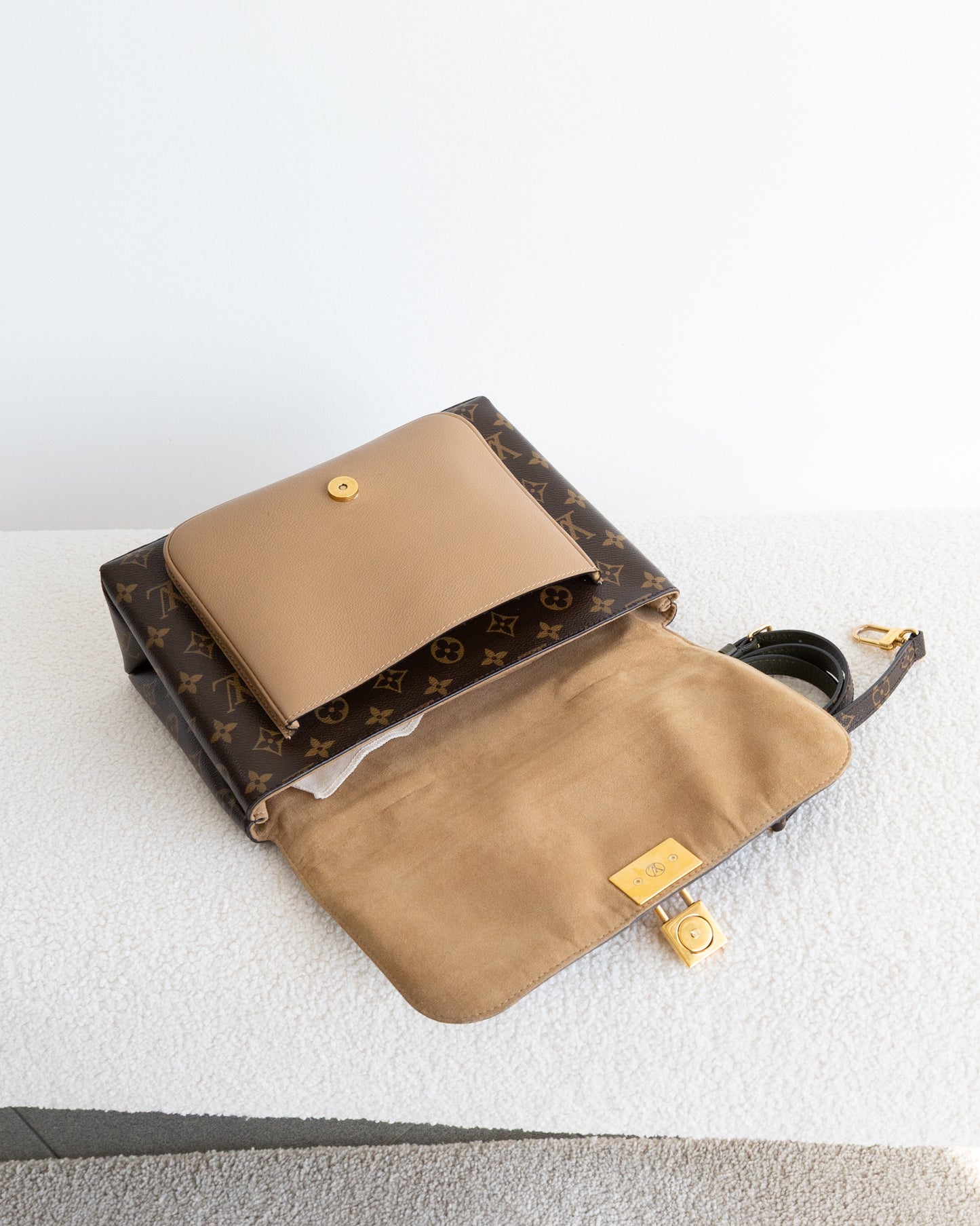 LOUIS VUITTON Marignan