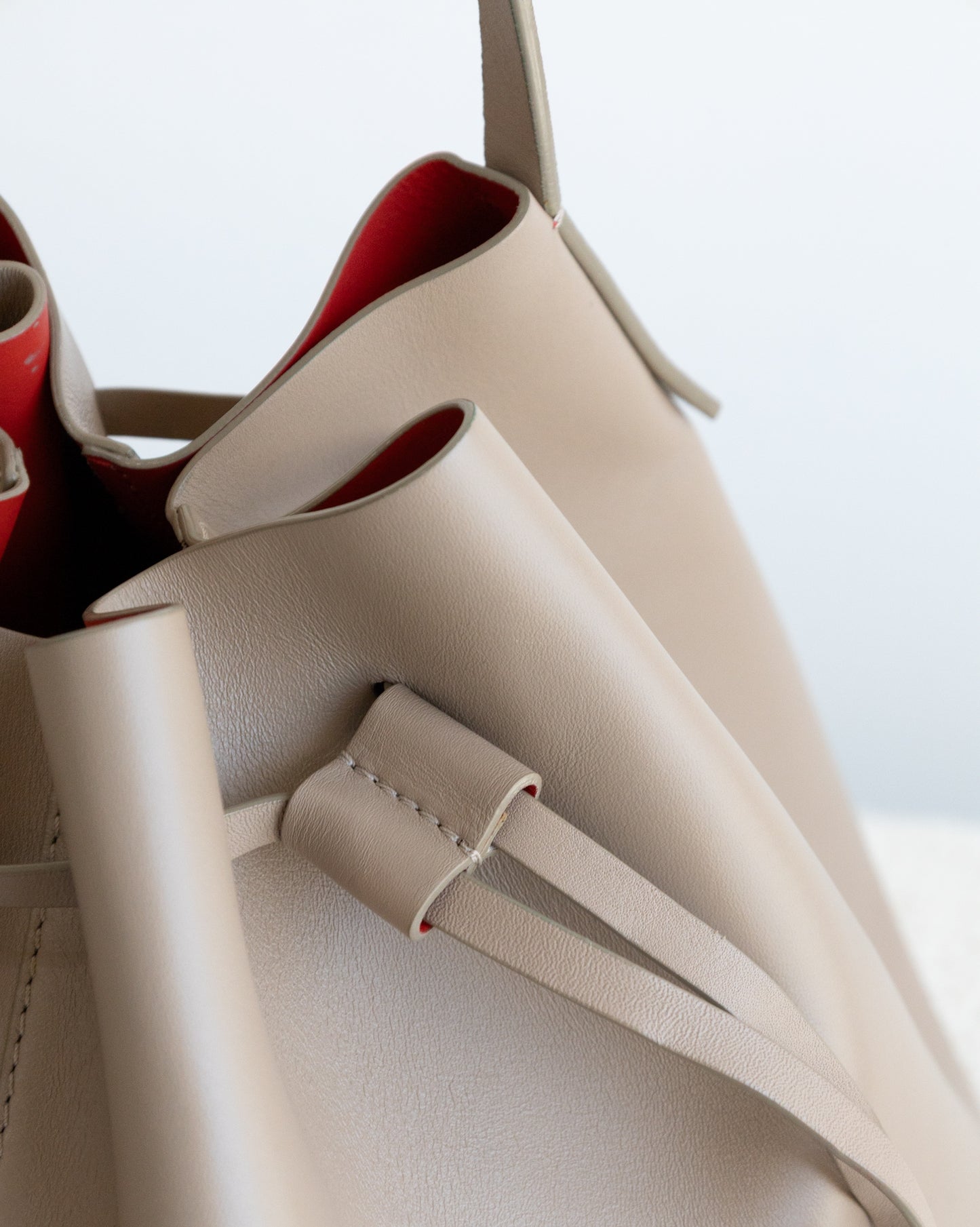 CAROLINA HERRERA Bucket
