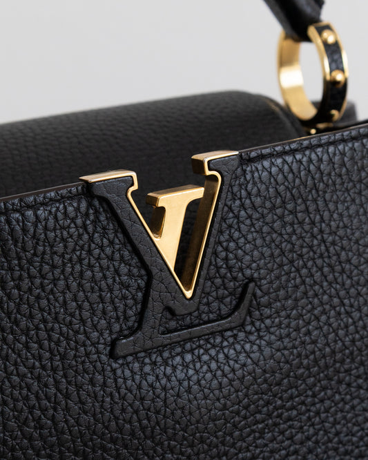 LOUIS VUITTON Capucines BB