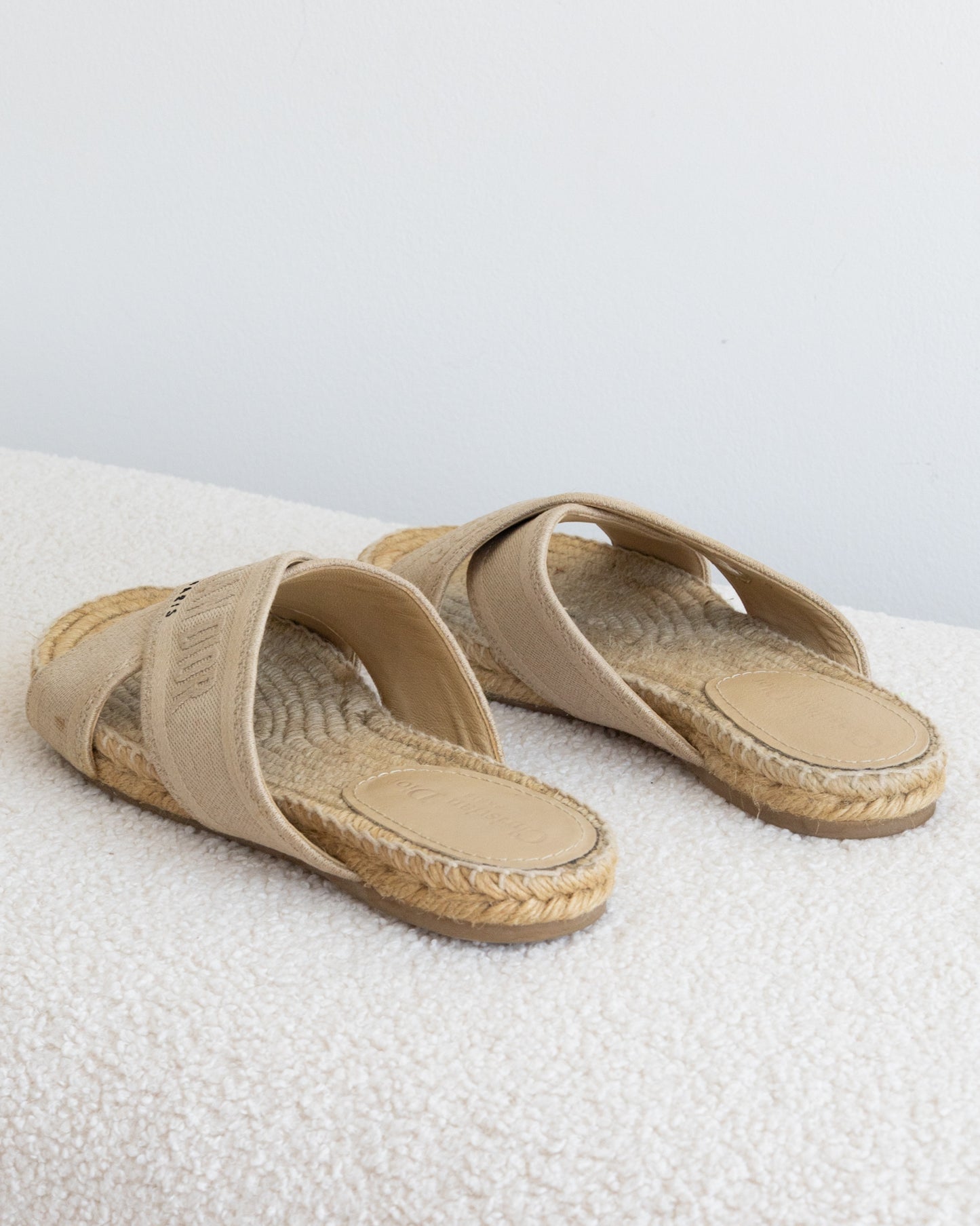 CHRISTIAN DIOR Raffia Slides 38
