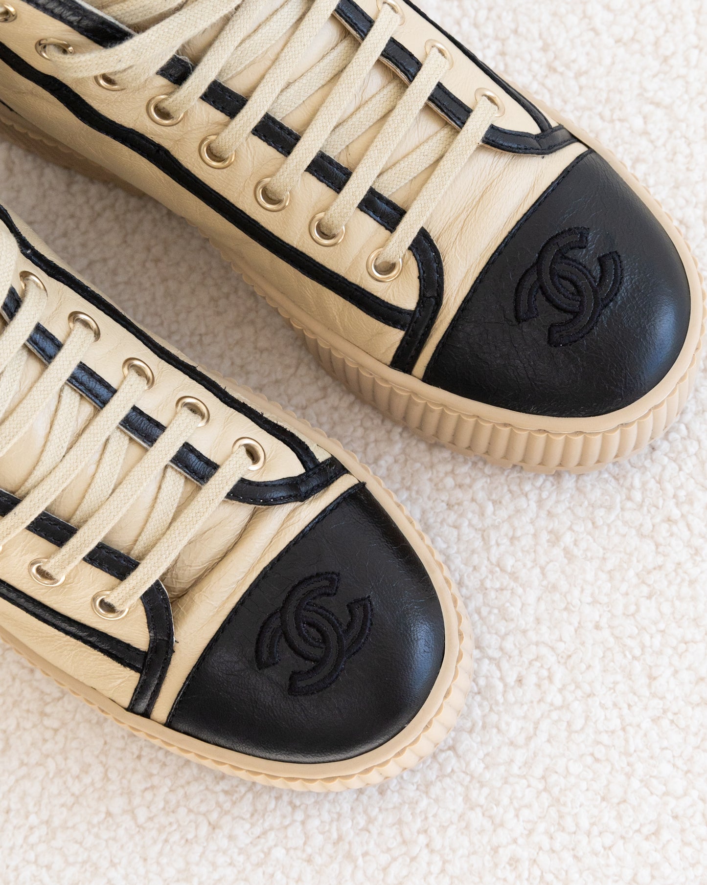 CHANEL Sneakers 37,5