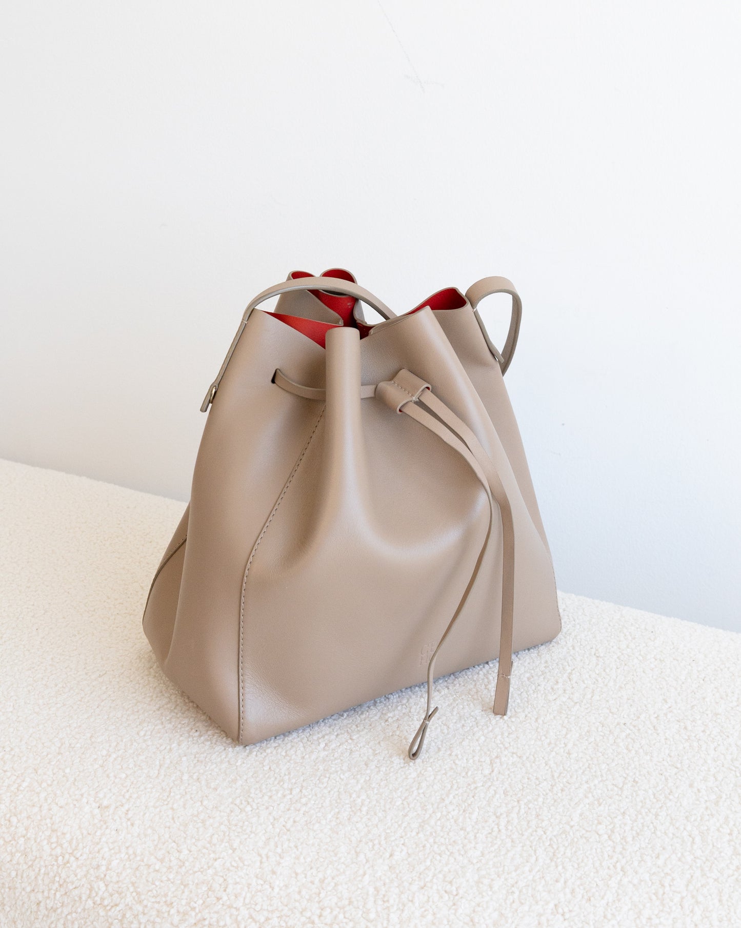 CAROLINA HERRERA Bucket