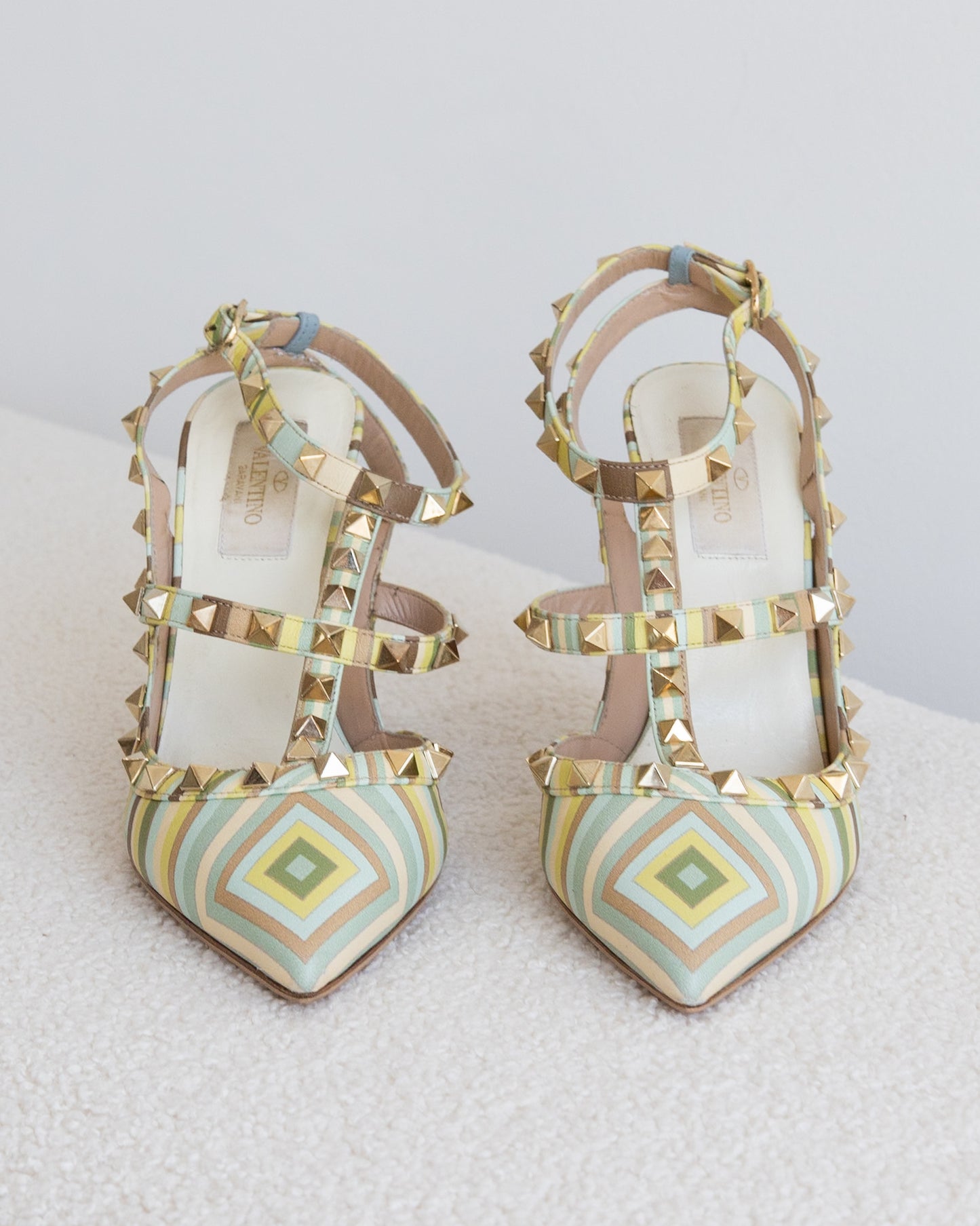 VALENTINO GARAVANI Rockstud 38