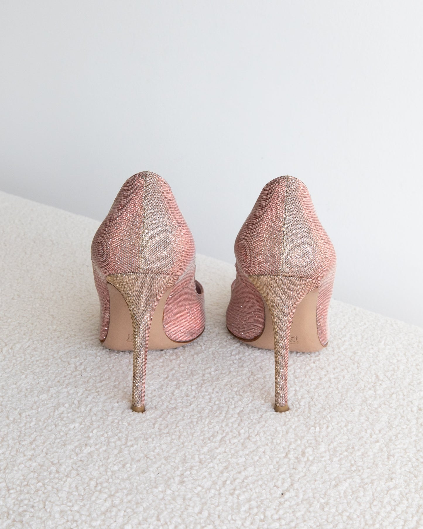 GIANVITO ROSSI Heels 38