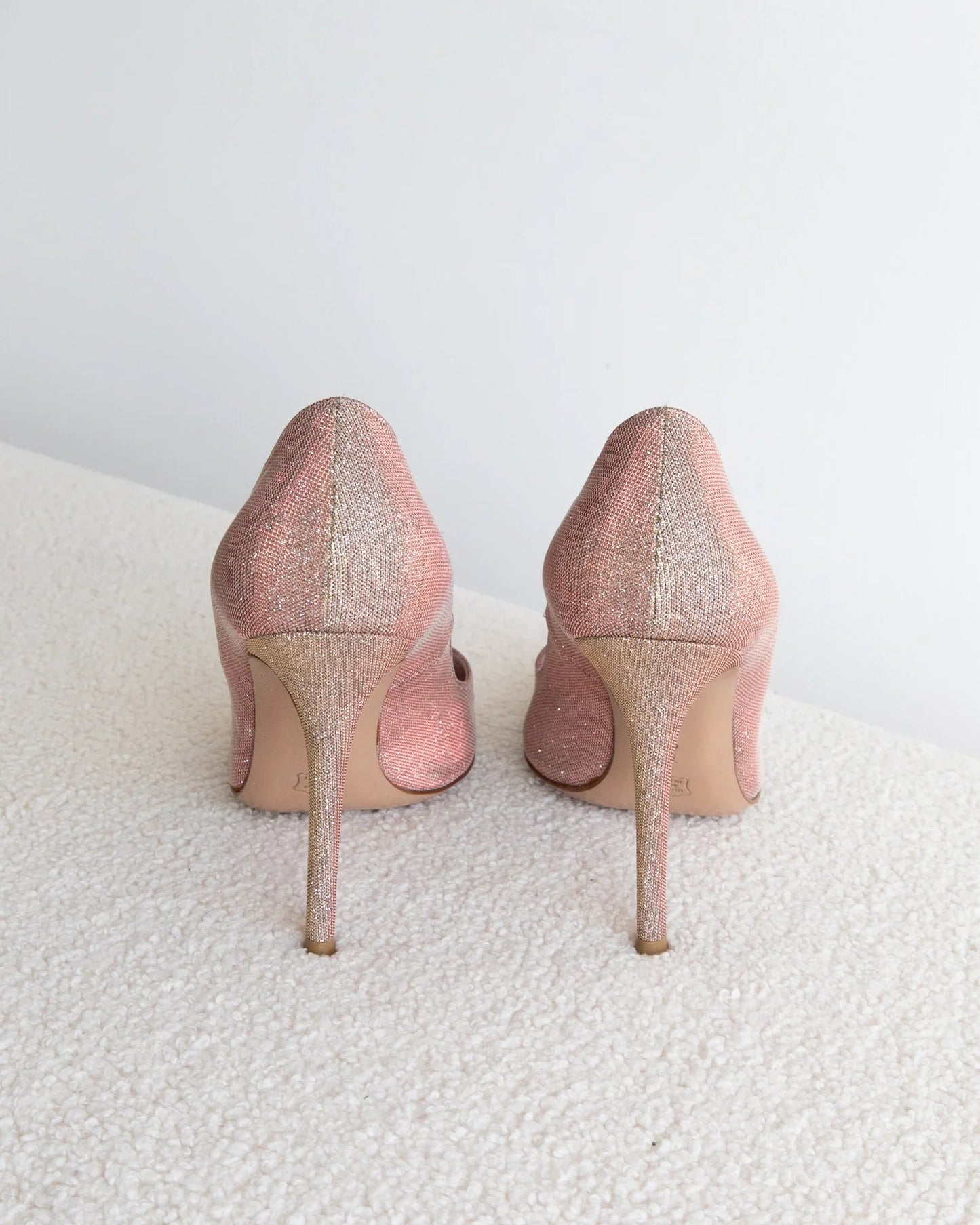 GIANVITO ROSSI Heels 38