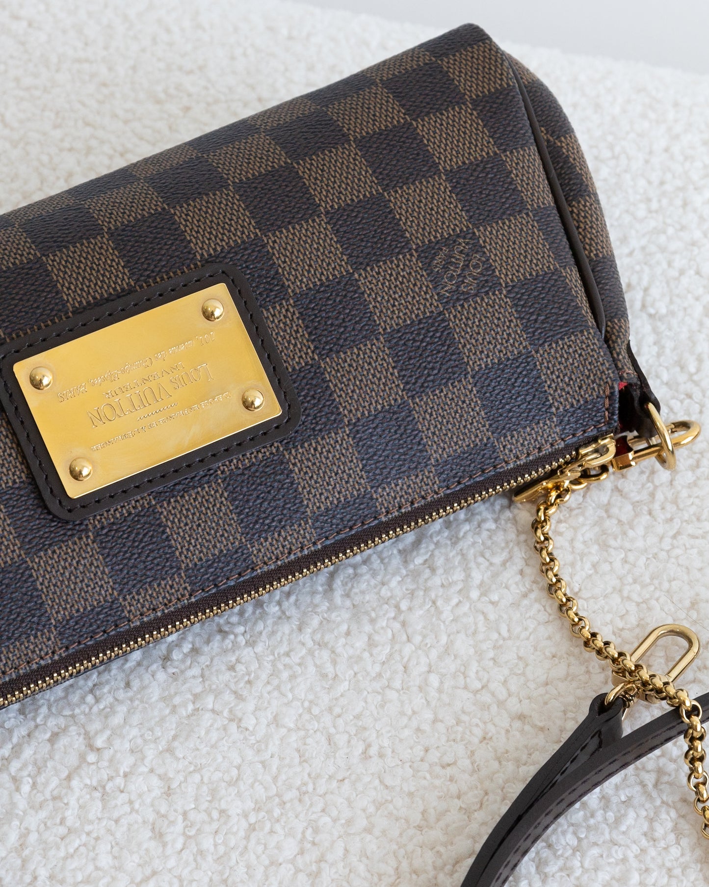 LOUIS VUITTON Eva Pochette