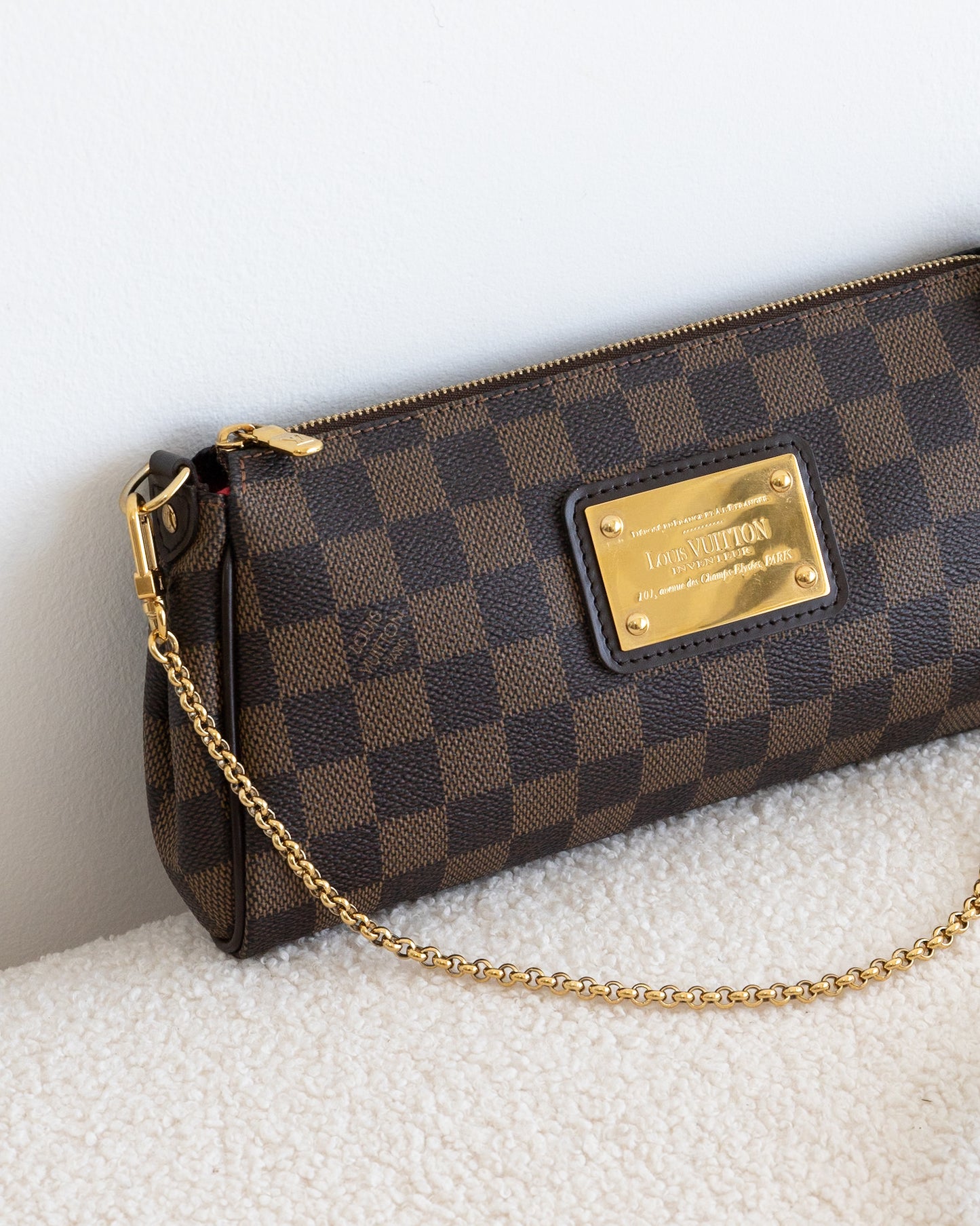 LOUIS VUITTON Eva Pochette